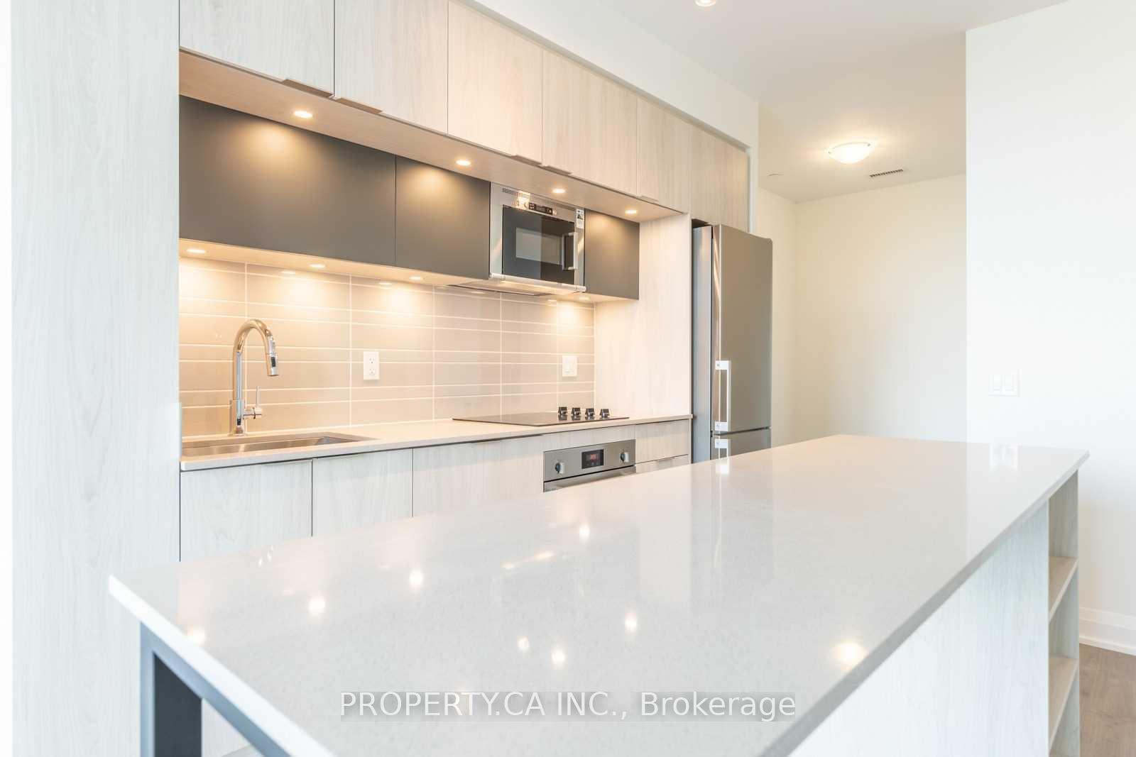 Photo 6 of Unit 402, 1 Belsize Drive, Toronto, Mount Pleasant East — HOMEH