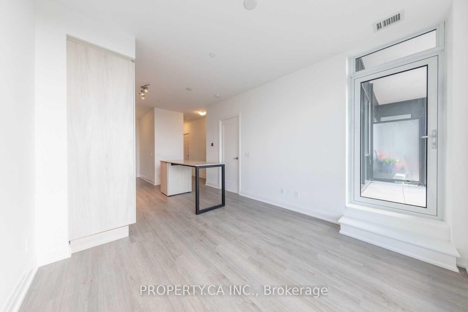Photo 14 of Unit 402, 1 Belsize Drive, Toronto, Mount Pleasant East — HOMEH
