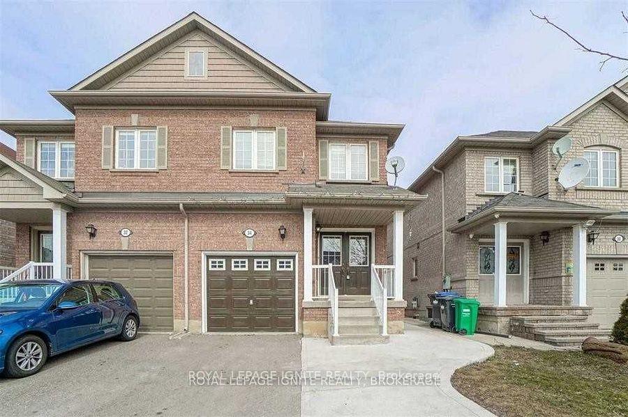 Photo 2 of 34 Sugarberry Drive, Brampton, Credit Valley — HOMEH