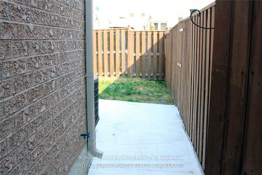 Photo 25 of 34 Sugarberry Drive, Brampton, Credit Valley — HOMEH