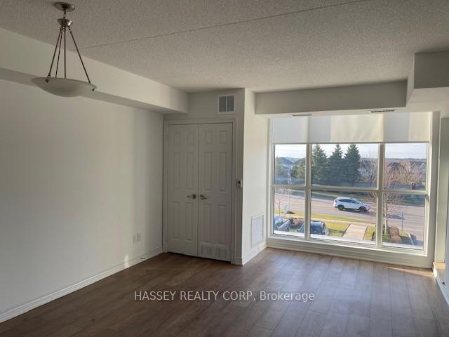 Photo 6 of Unit 302, 750 Big Bay Point Road, Barrie, Innis-Shore — HOMEH