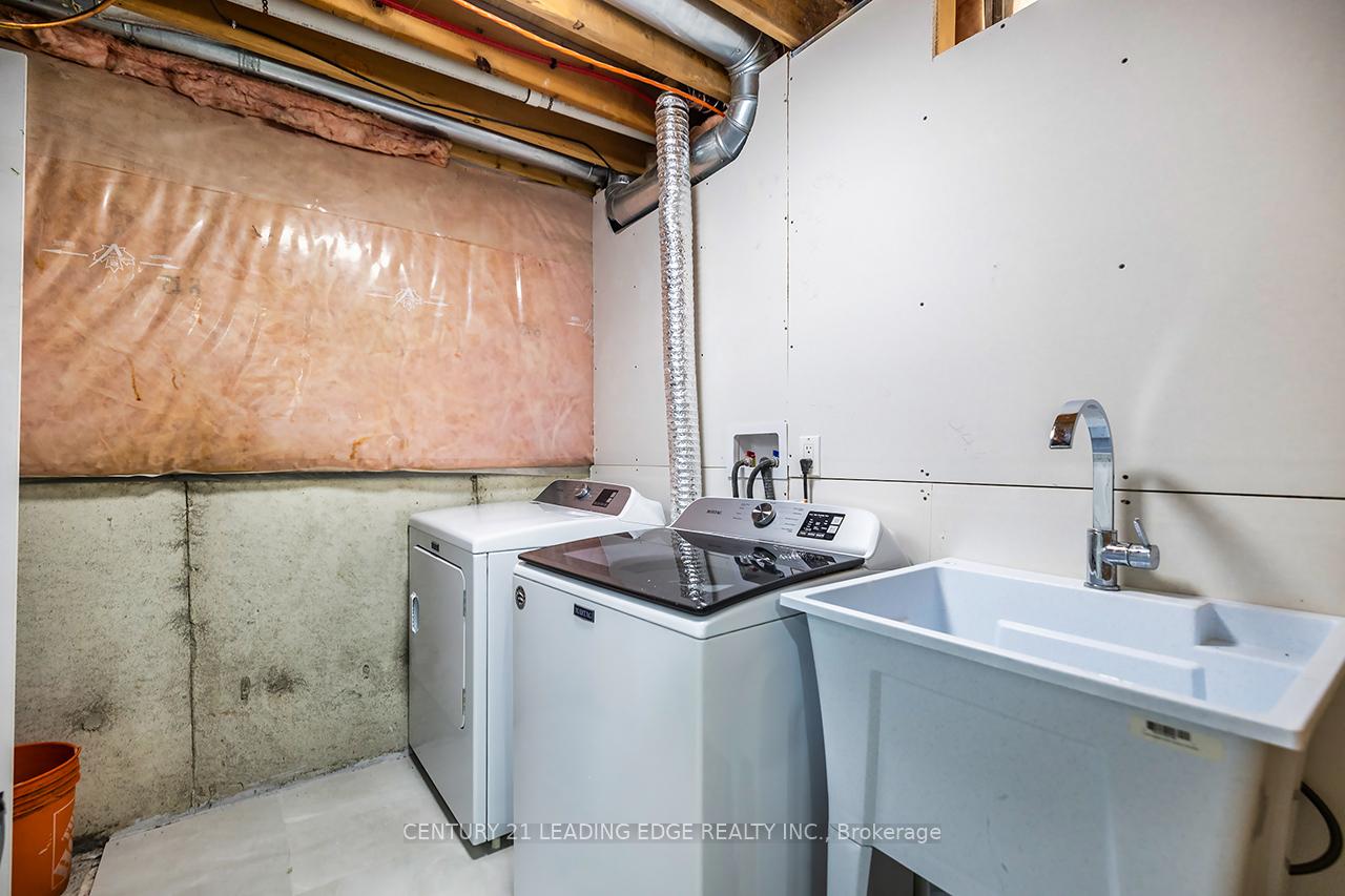 Photo 18 of 121 Trail Ridge Lane, Markham, Berczy — HOMEH
