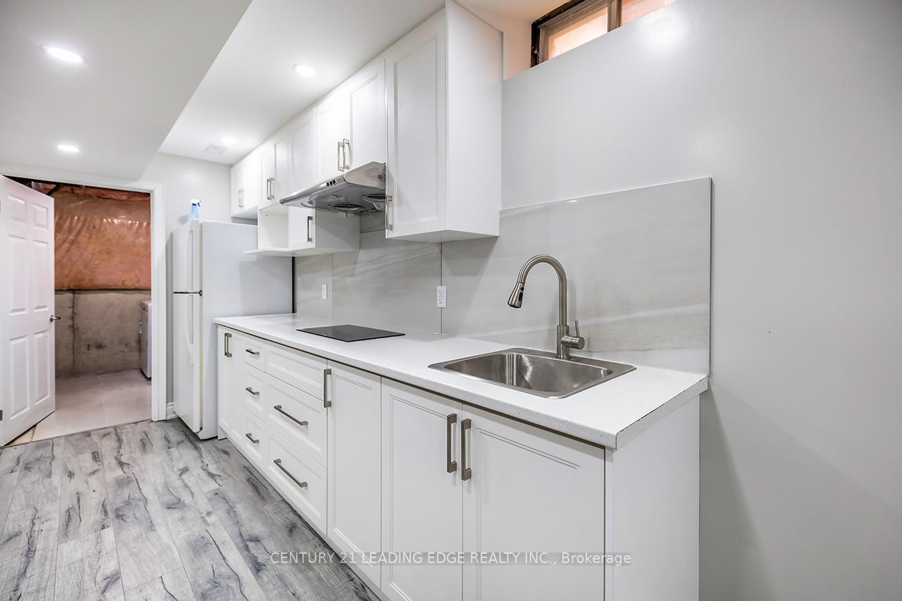 Photo 21 of 121 Trail Ridge Lane, Markham, Berczy — HOMEH