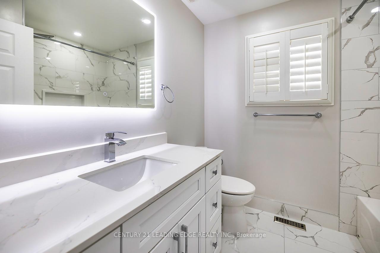 Photo 29 of 121 Trail Ridge Lane, Markham, Berczy — HOMEH
