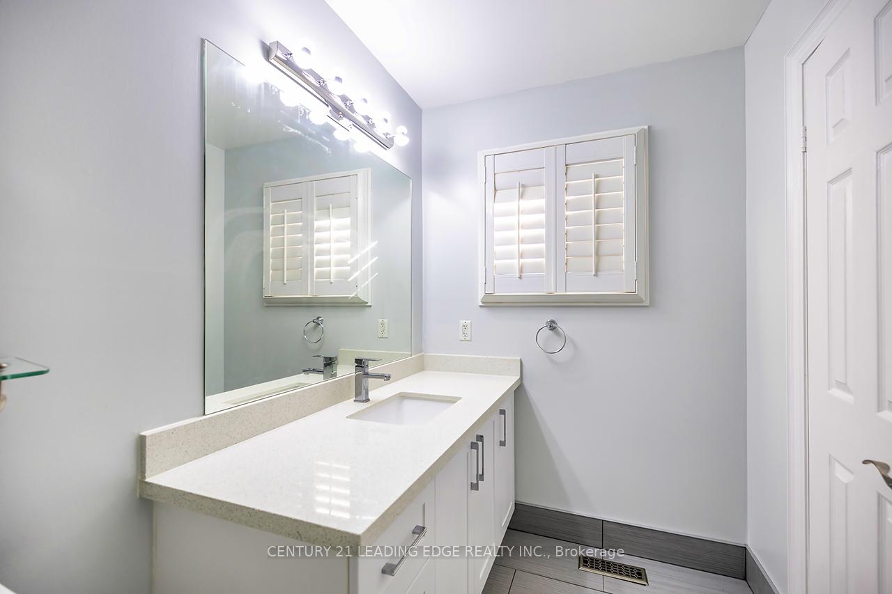 Photo 33 of 121 Trail Ridge Lane, Markham, Berczy — HOMEH