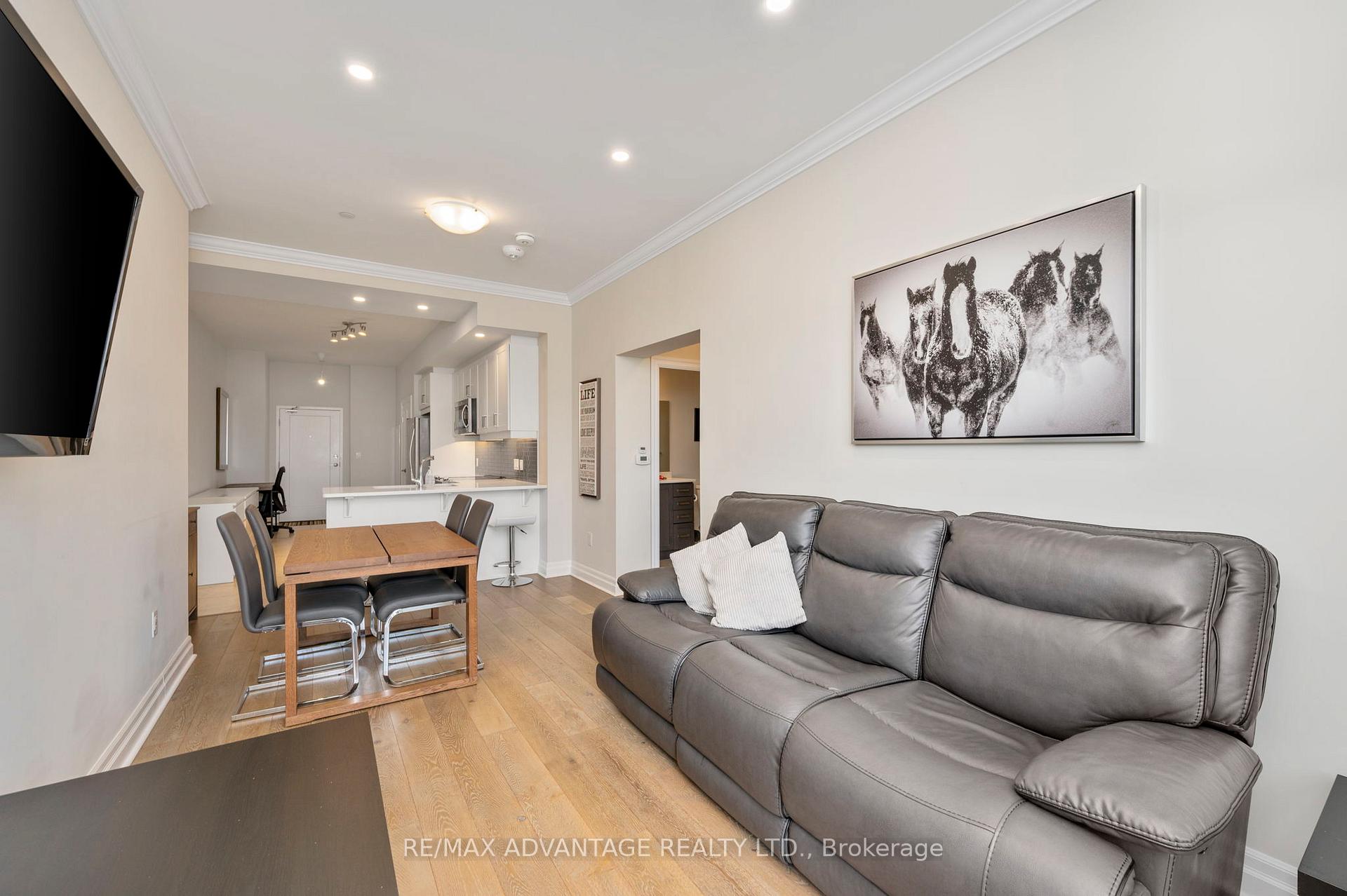 Photo 6 of Unit 2002, 505 Talbot Street, London, East F — HOMEH