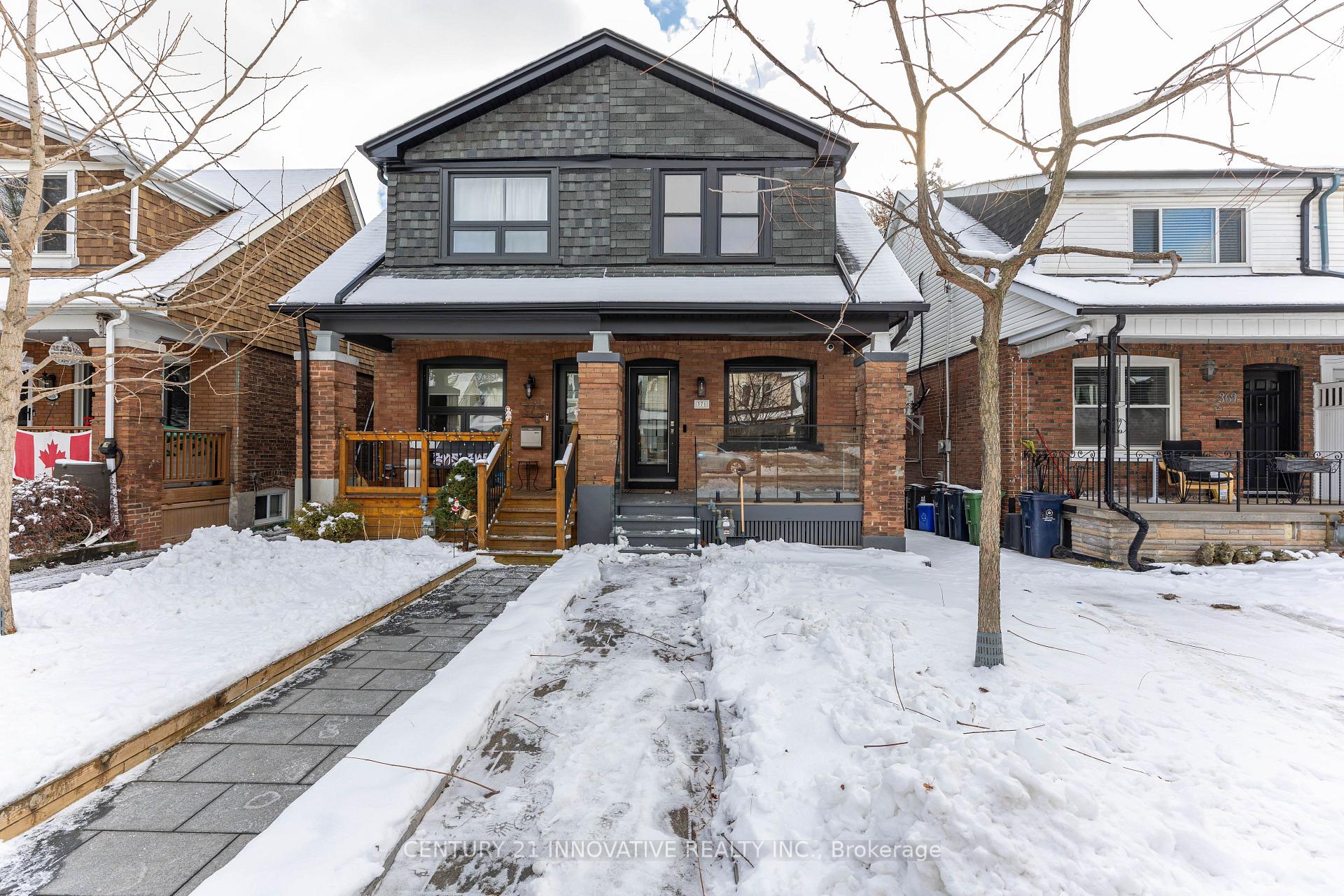Front of 371 Milverton Boulevard