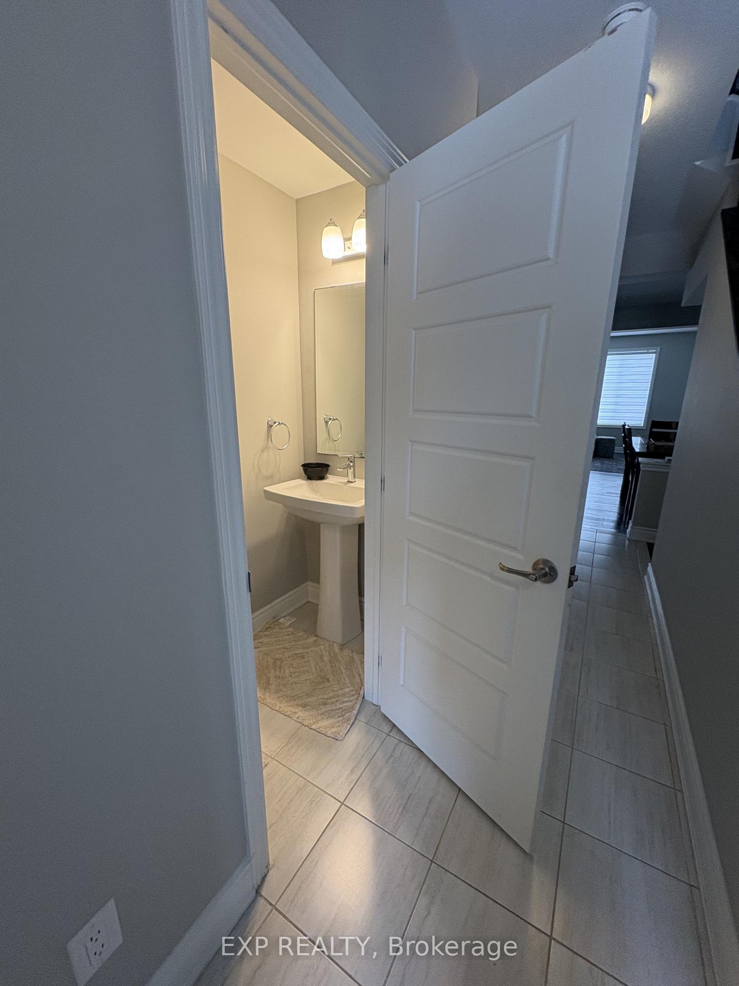 Photo 4 of 677 Allied Mews, Ottawa, Stittsville (North) — HOMEH