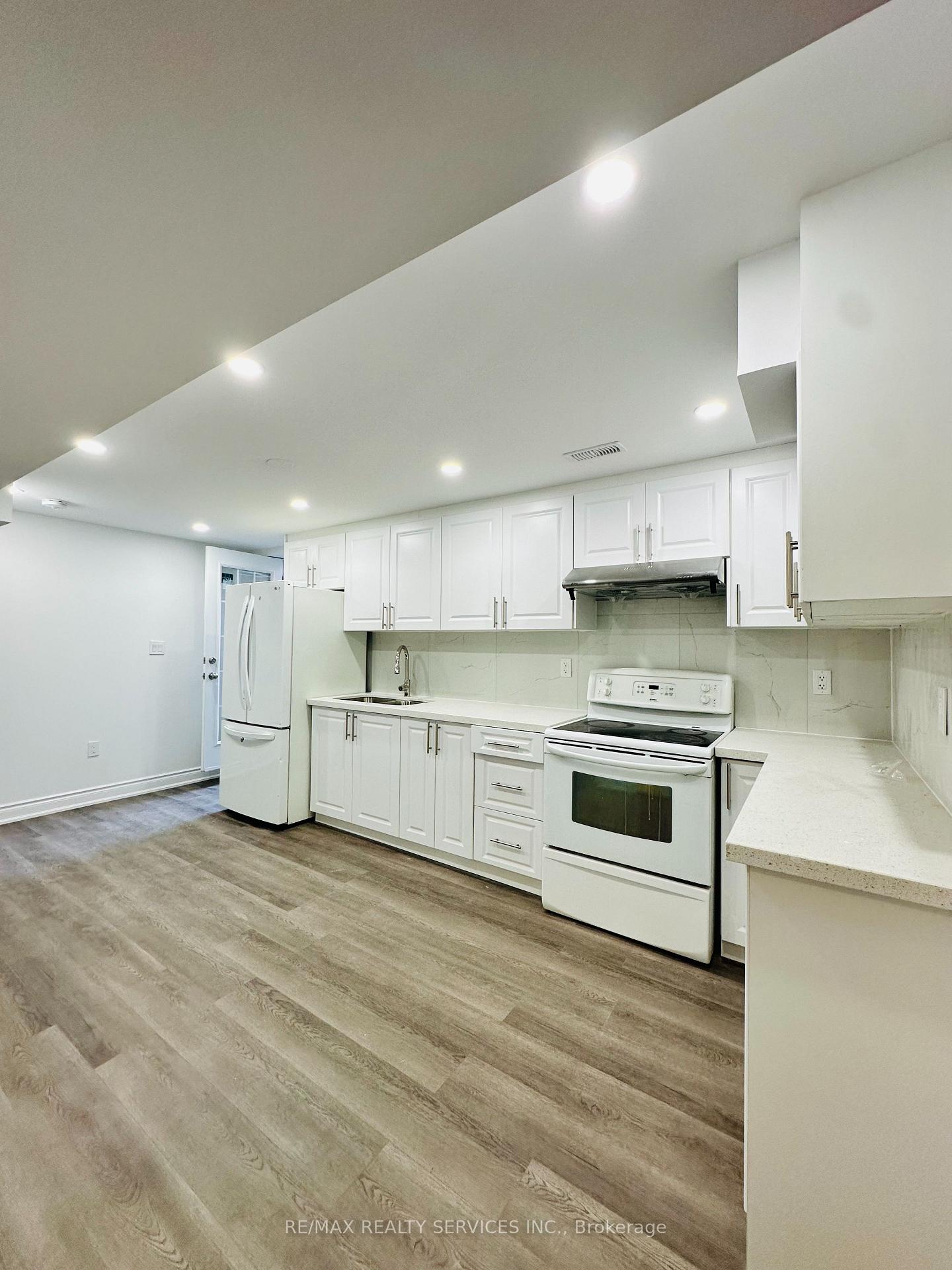 Photo 6 of 10 Nuttall Street, Brampton, Westgate — HOMEH