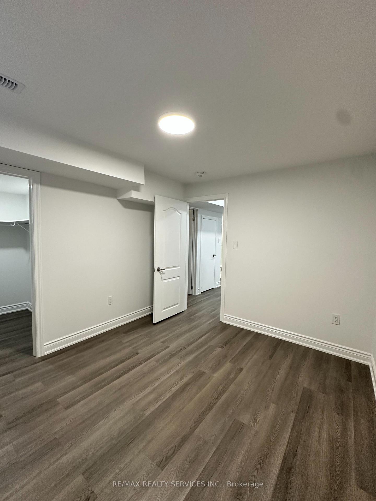 Photo 8 of 10 Nuttall Street, Brampton, Westgate — HOMEH