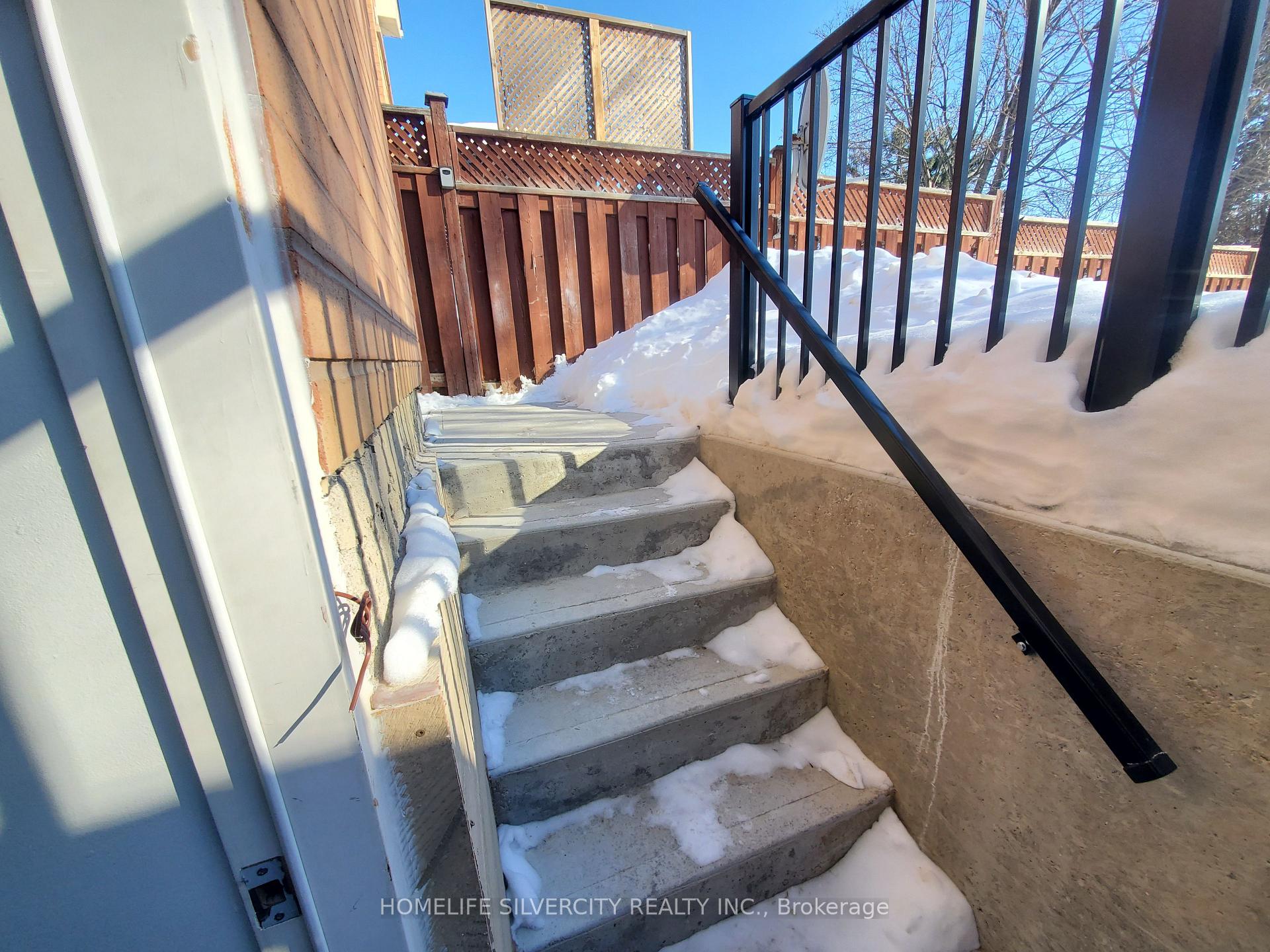 Photo 3 of Unit BSMT, 44 Wildberry Crescent, Brampton, Sandringham-Wellington — HOMEH