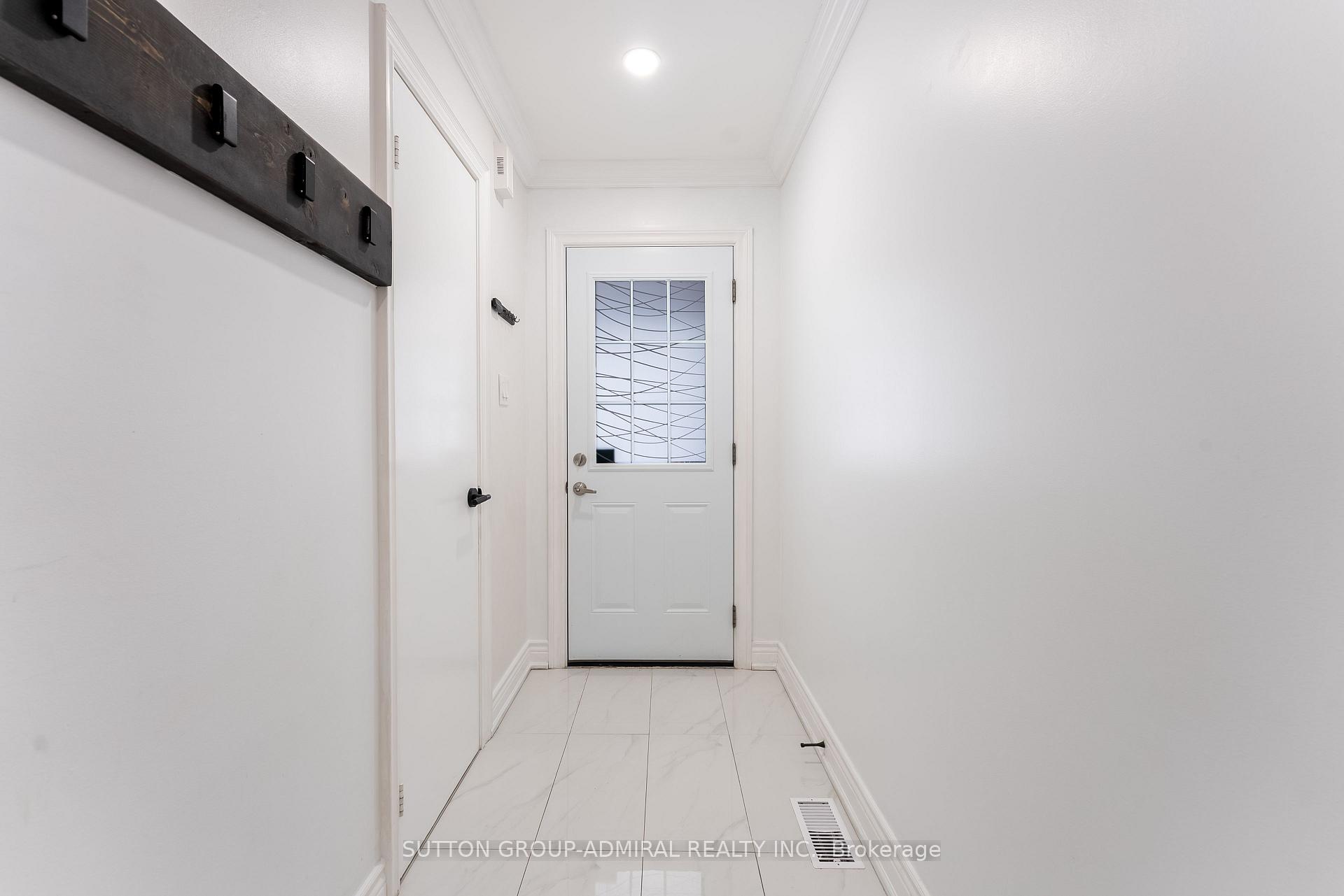 Photo 12 of Unit 211, 10 Bassett Boulevard, Whitby, Pringle Creek — HOMEH