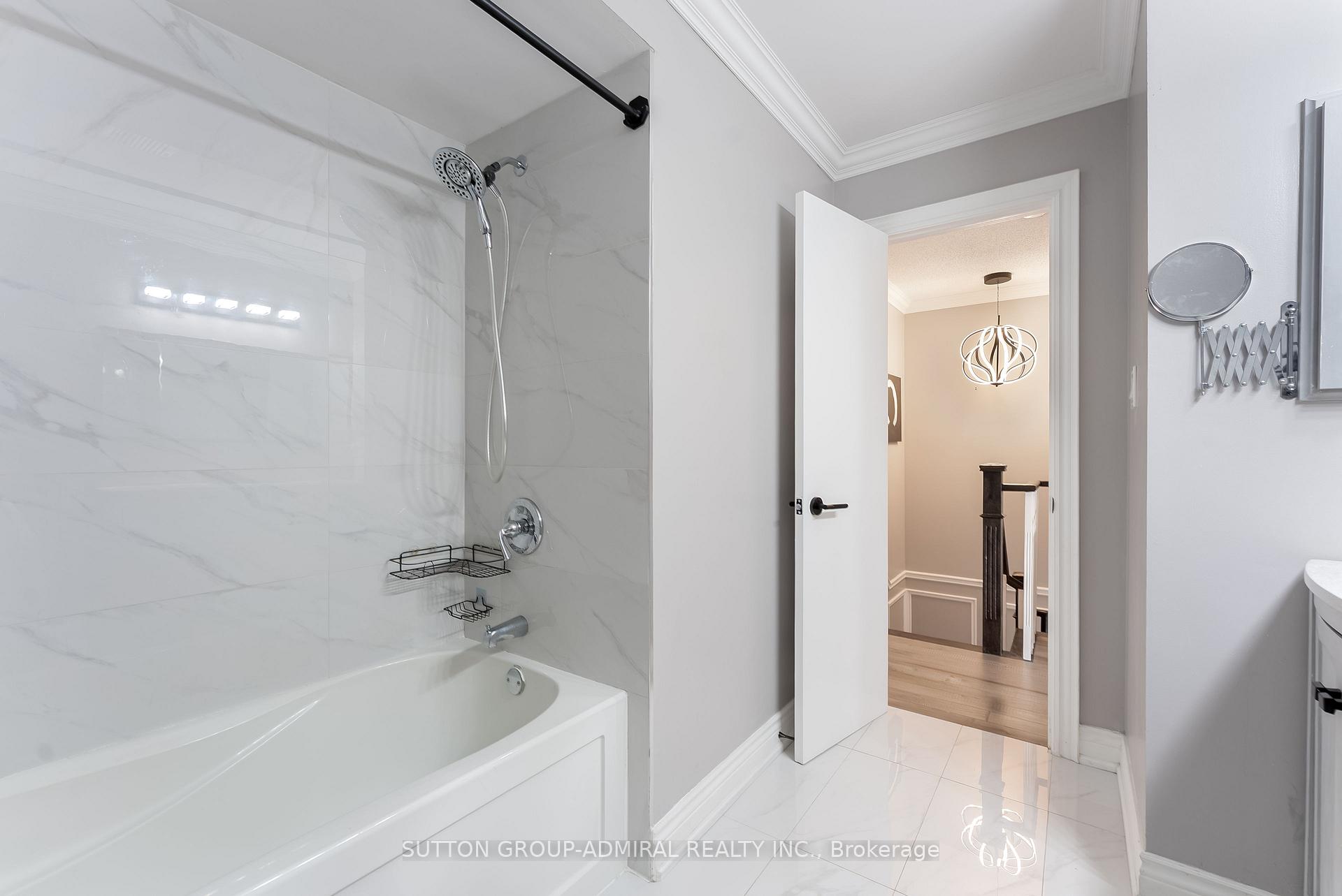Photo 23 of Unit 211, 10 Bassett Boulevard, Whitby, Pringle Creek — HOMEH