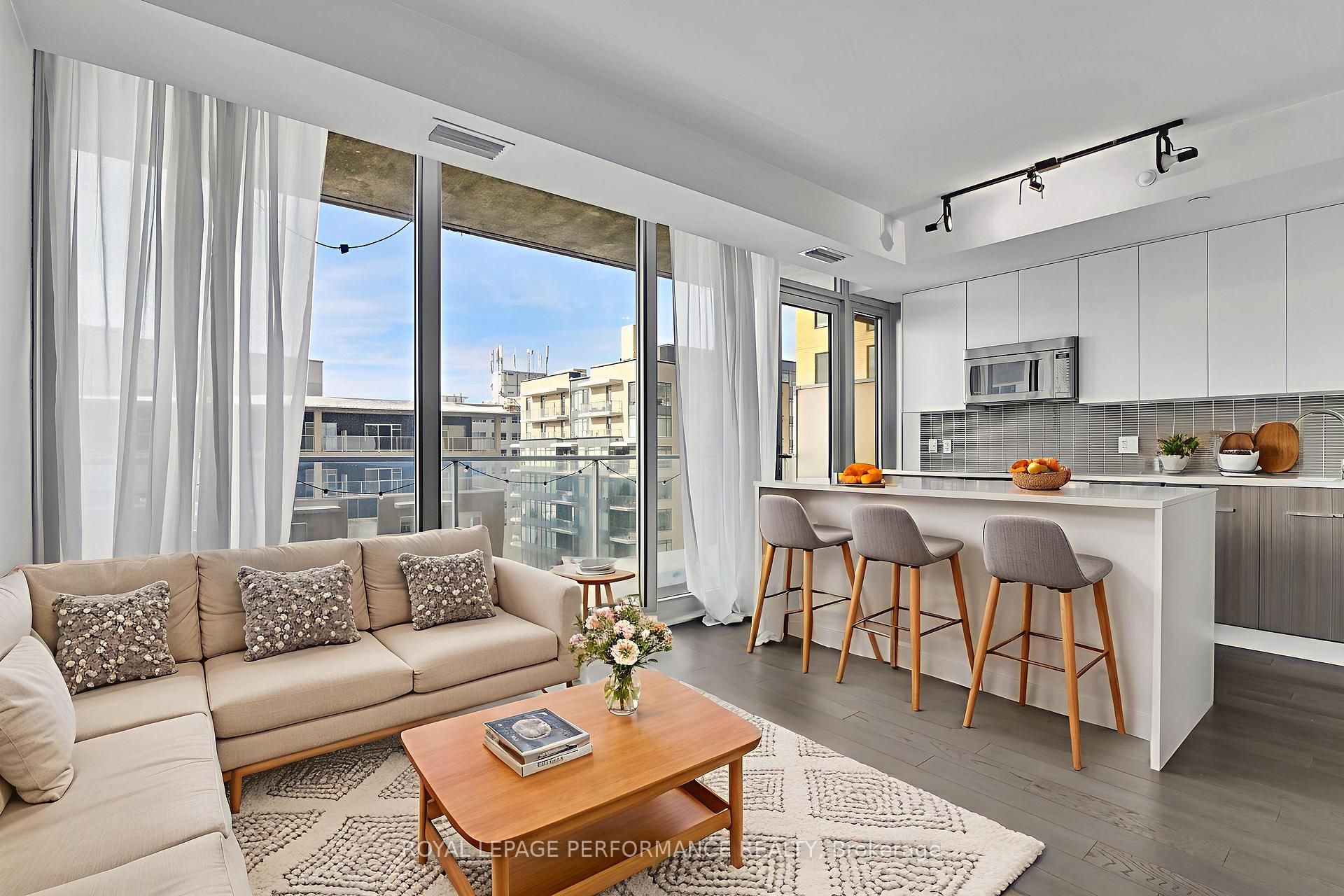 Photo 3 of Unit 1102, 111 Champagne Avenue S, Ottawa, West Centre Town — HOMEH