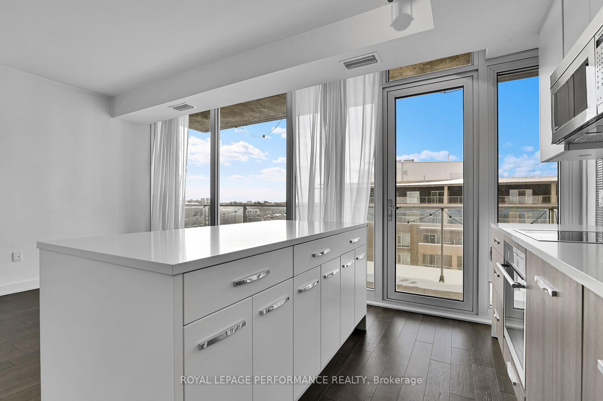 Photo 10 of Unit 1102, 111 Champagne Avenue S, Ottawa, West Centre Town — HOMEH