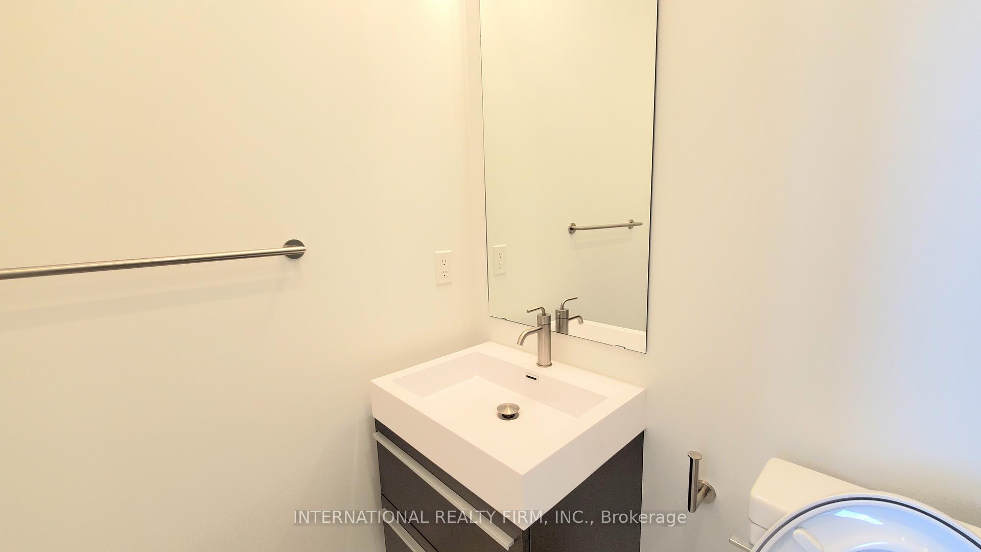 Photo 27 of Unit 4605, 39 Roehampton Avenue, Toronto, Mount Pleasant West — HOMEH