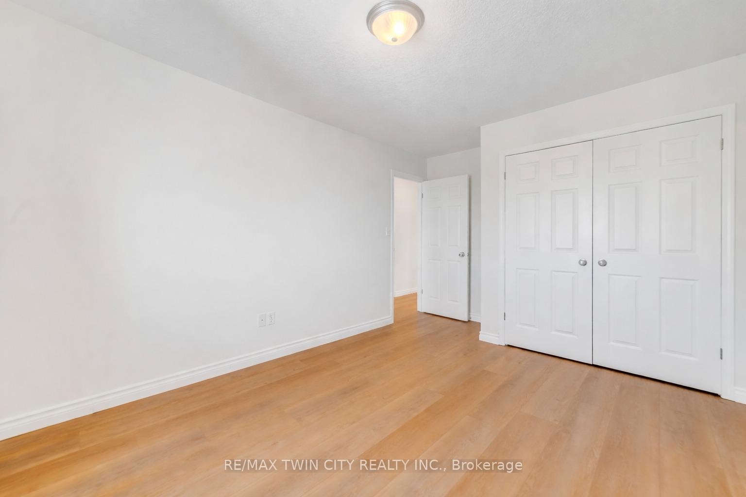Photo 29 of 220 Lemon Grass Crescent, Kitchener — HOMEH