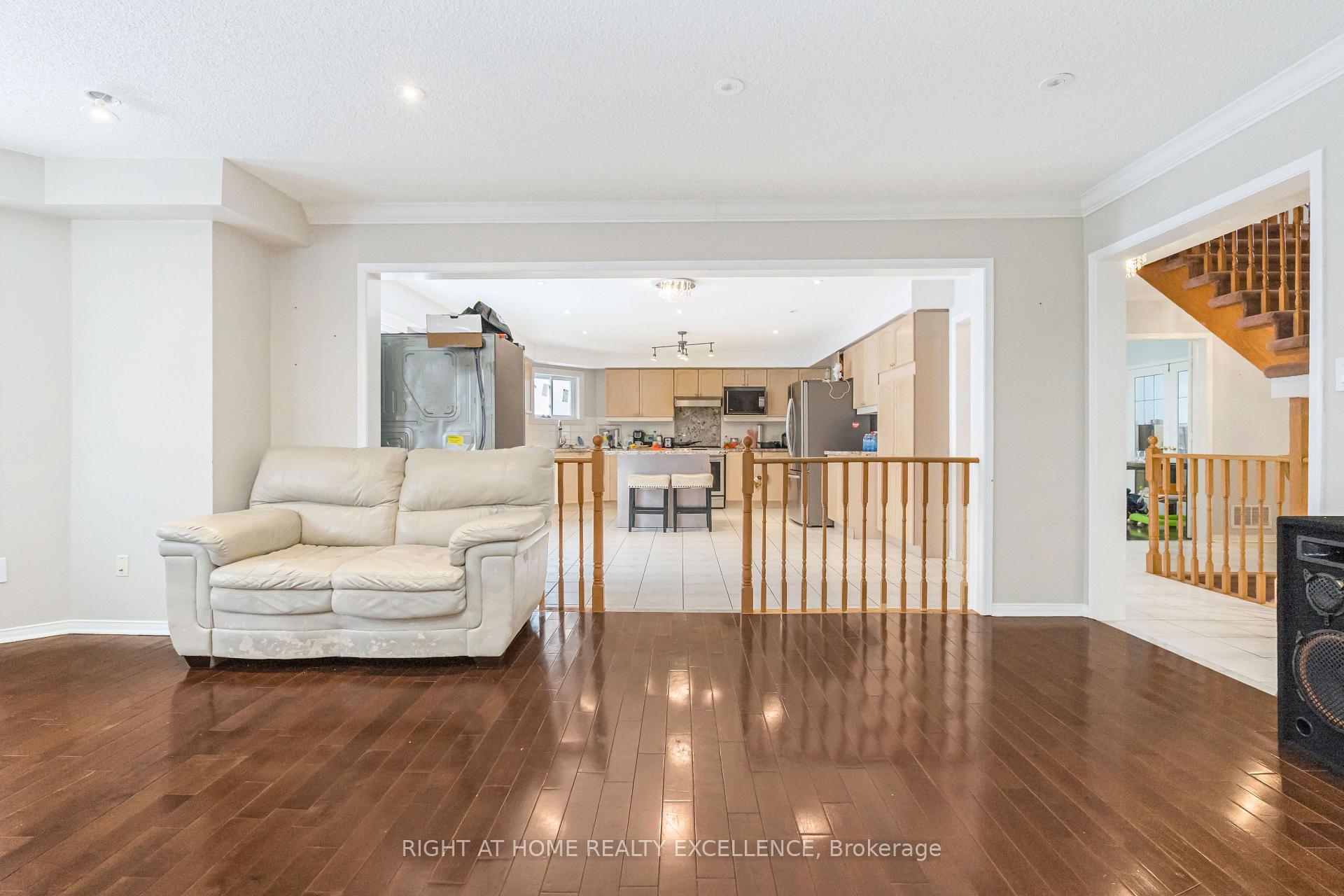 Photo 10 of 106 Royal Valley Drive, Caledon, Rural Caledon — HOMEH