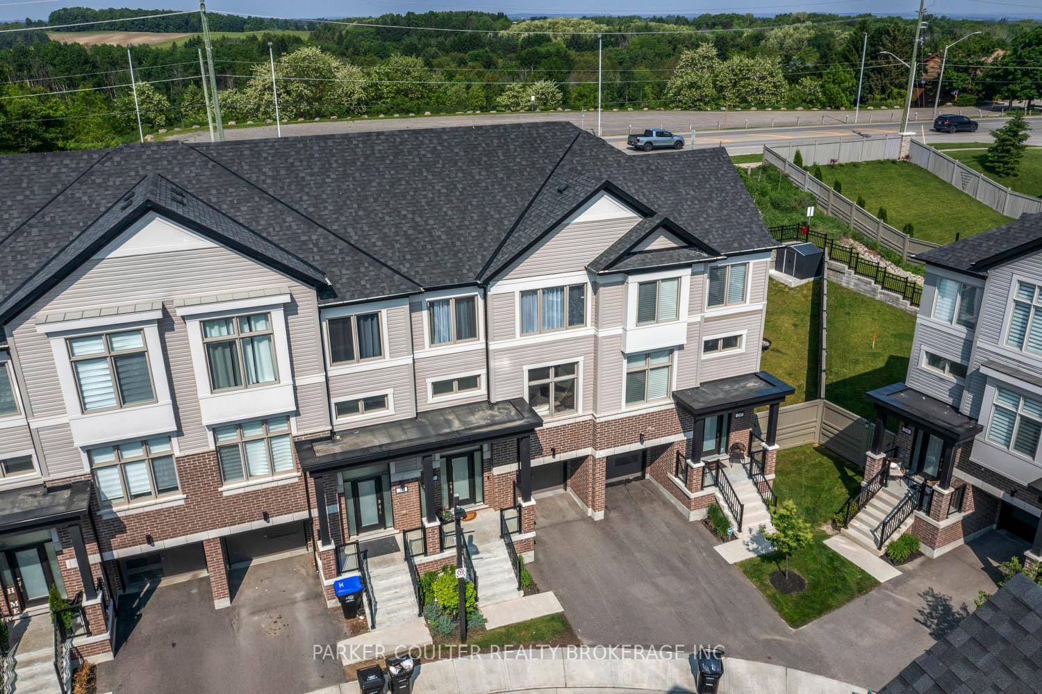 Photo 1 of Unit 14, 28 Totten Trail, New Tecumseth, Tottenham — HOMEH
