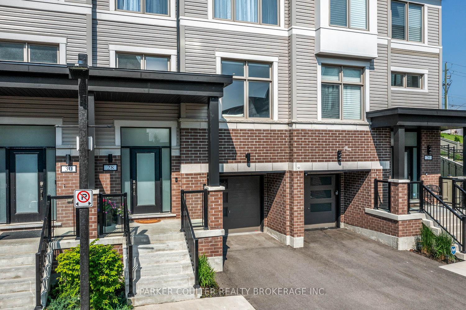 Photo 3 of Unit 14, 28 Totten Trail, New Tecumseth, Tottenham — HOMEH