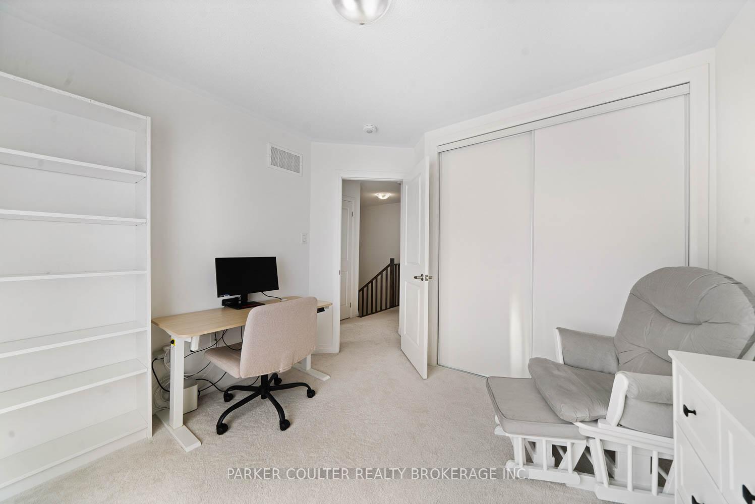 Photo 18 of Unit 14, 28 Totten Trail, New Tecumseth, Tottenham — HOMEH