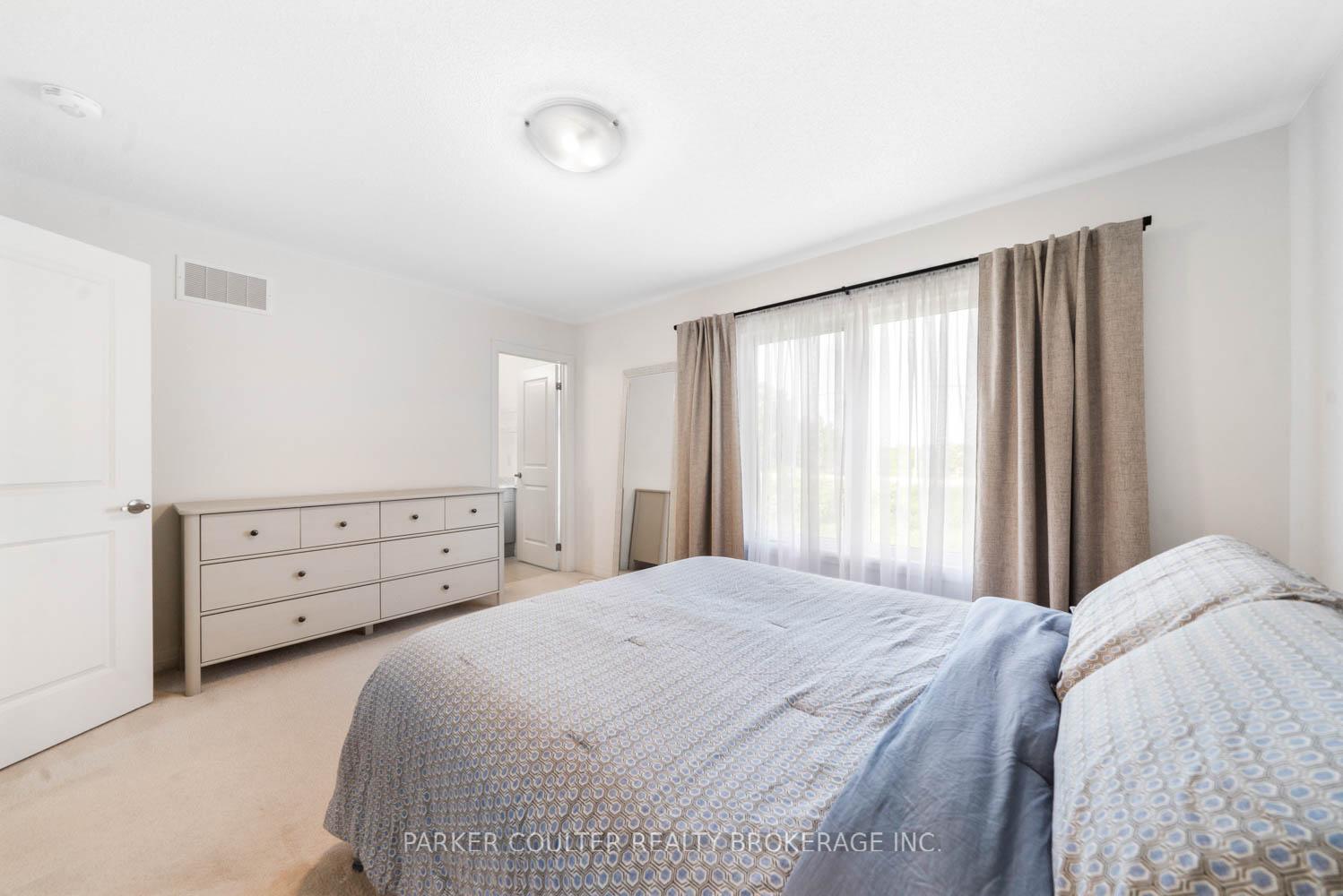 Photo 22 of Unit 14, 28 Totten Trail, New Tecumseth, Tottenham — HOMEH