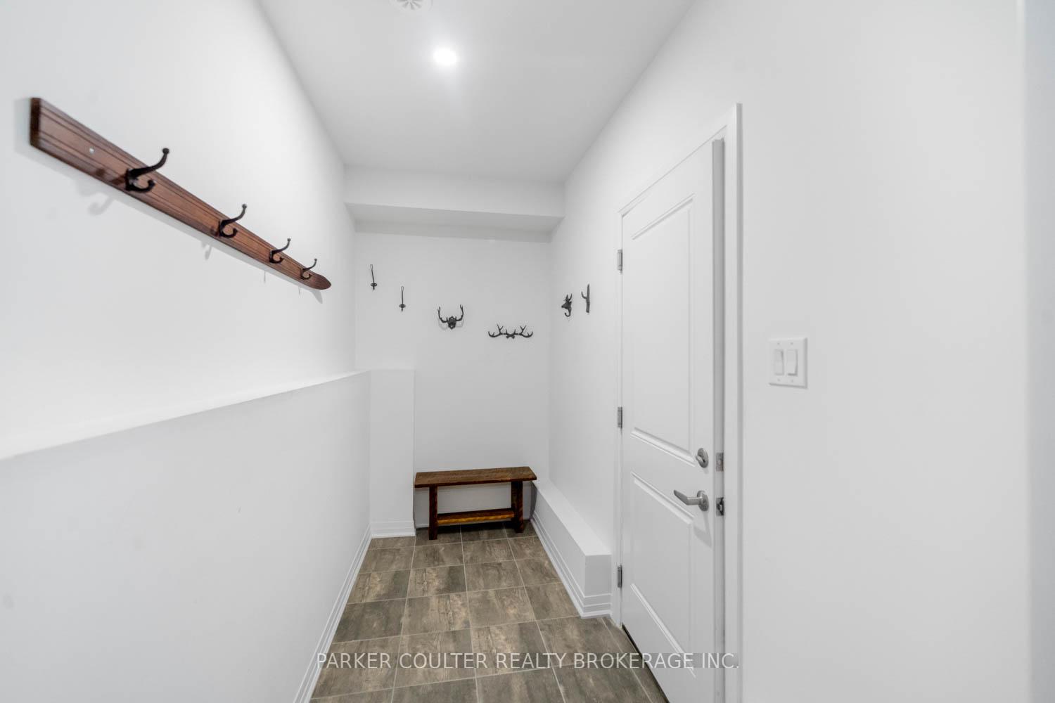 Photo 25 of Unit 14, 28 Totten Trail, New Tecumseth, Tottenham — HOMEH
