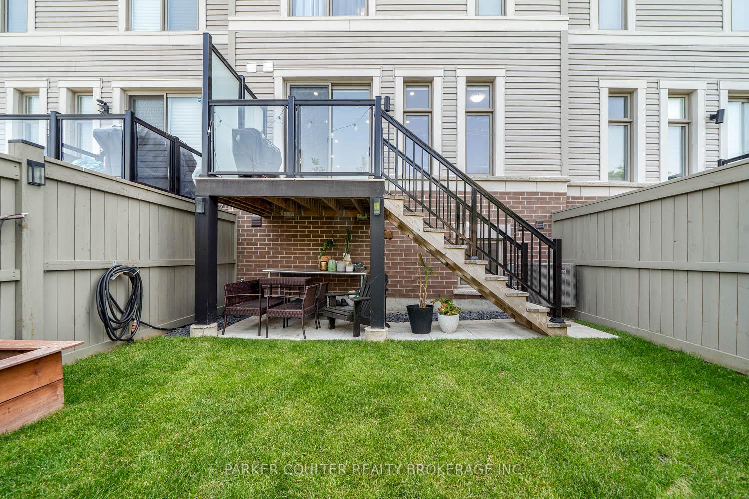 Photo 29 of Unit 14, 28 Totten Trail, New Tecumseth, Tottenham — HOMEH