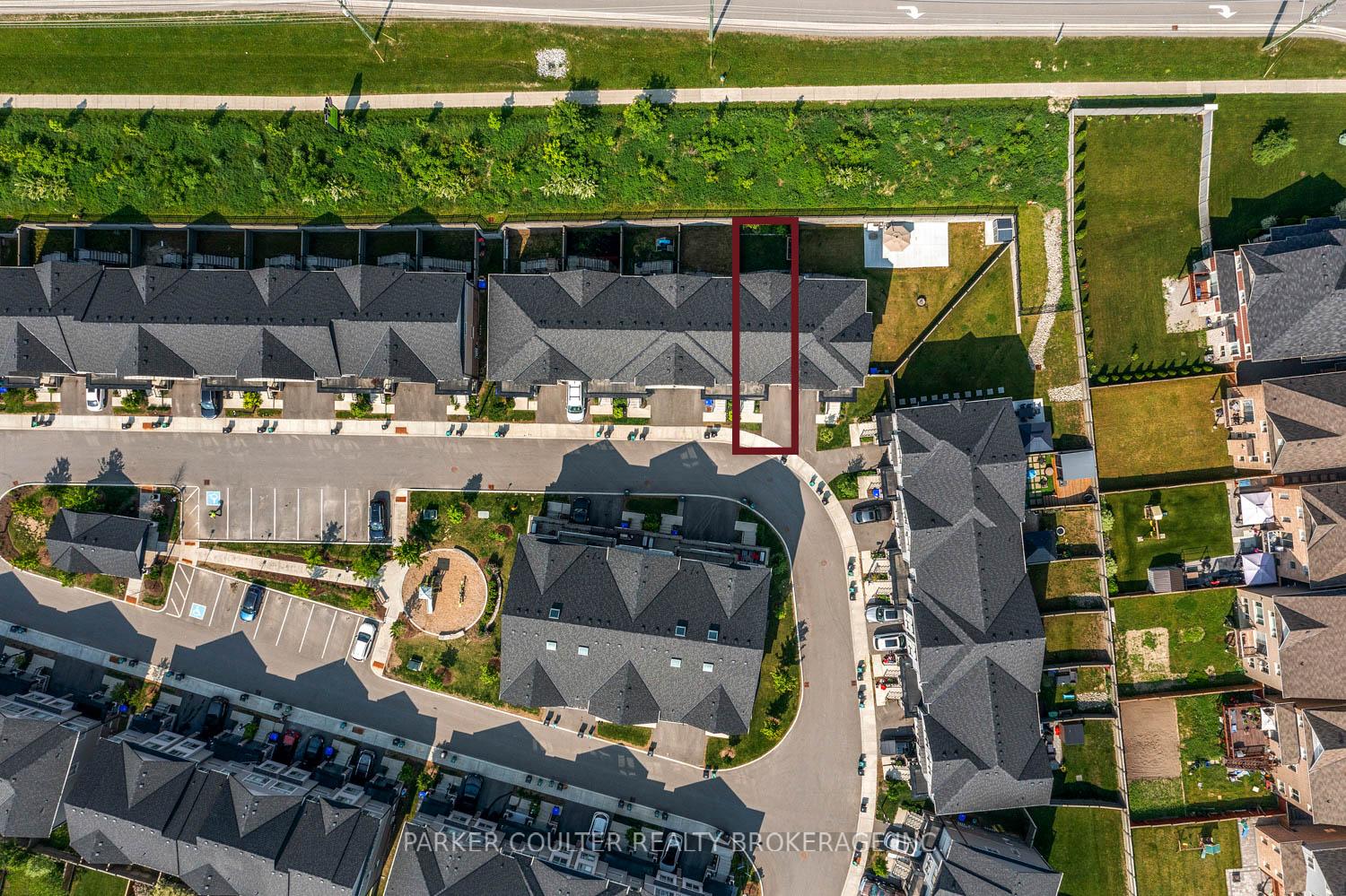 Photo 31 of Unit 14, 28 Totten Trail, New Tecumseth, Tottenham — HOMEH