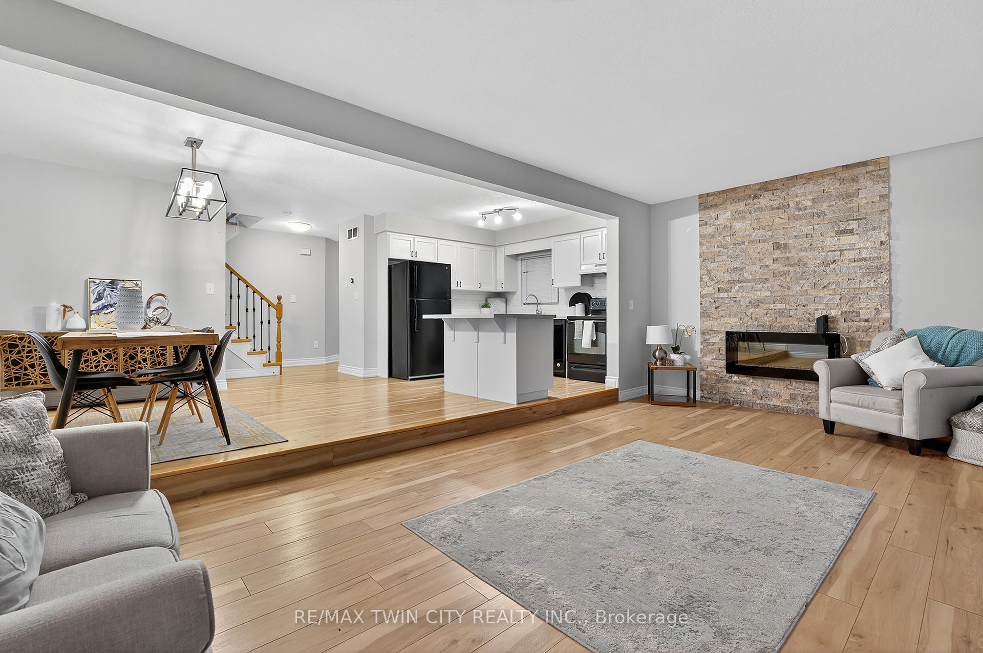Photo 4 of 70 Cannes Street, Kitchener, Huron Park — HOMEH