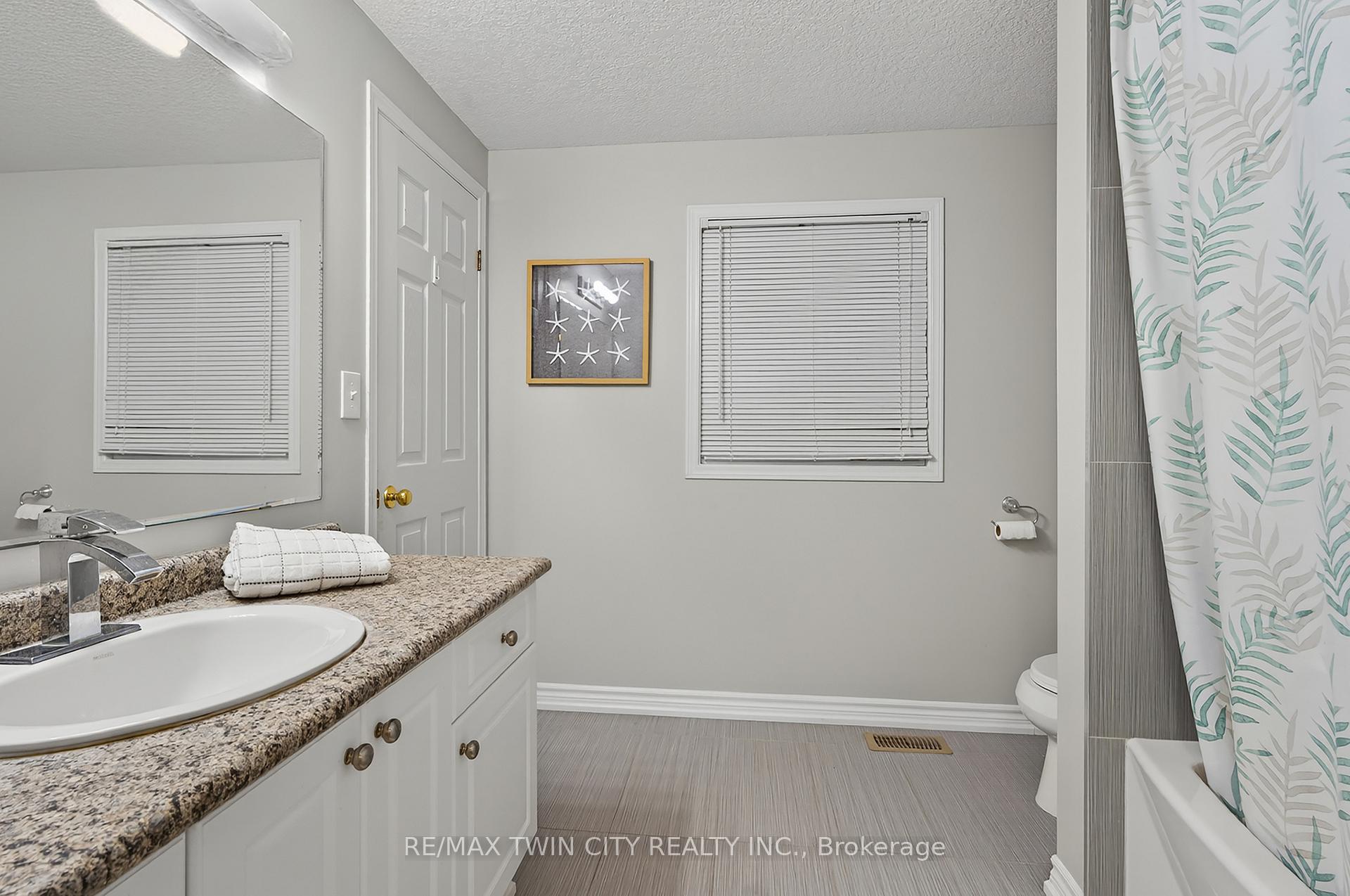 Photo 19 of 70 Cannes Street, Kitchener, Huron Park — HOMEH