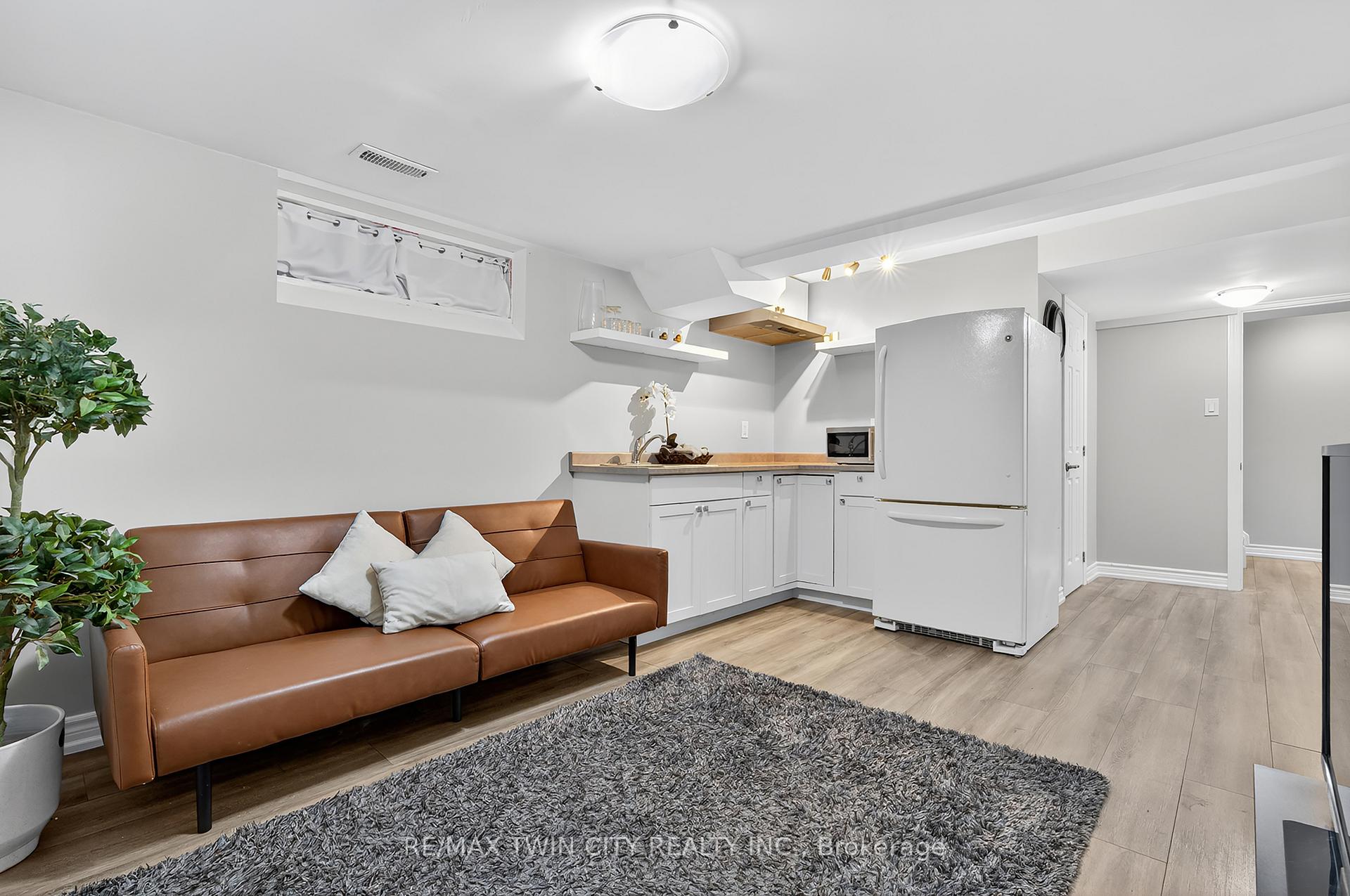 Photo 30 of 70 Cannes Street, Kitchener, Huron Park — HOMEH