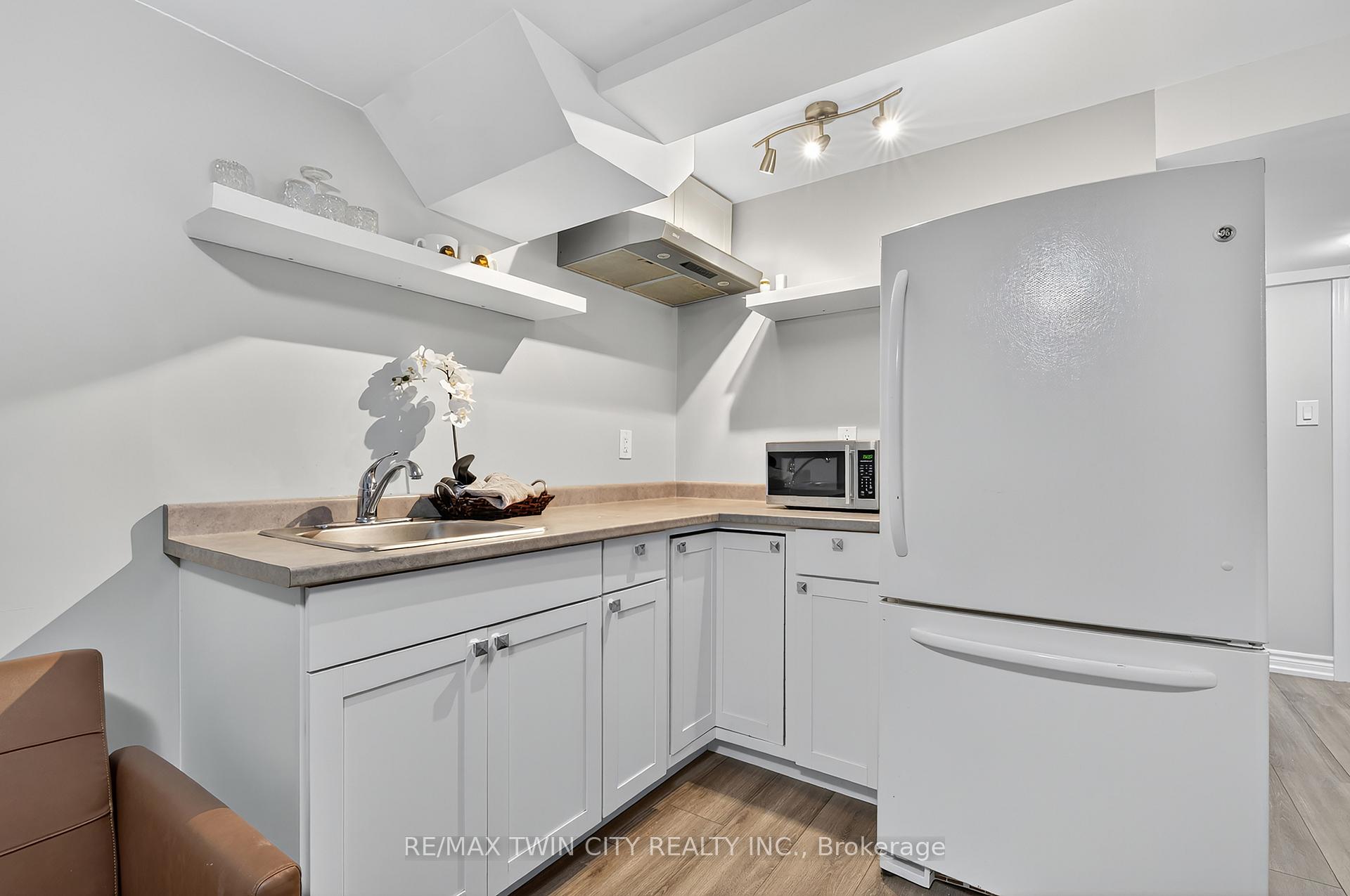 Photo 31 of 70 Cannes Street, Kitchener, Huron Park — HOMEH
