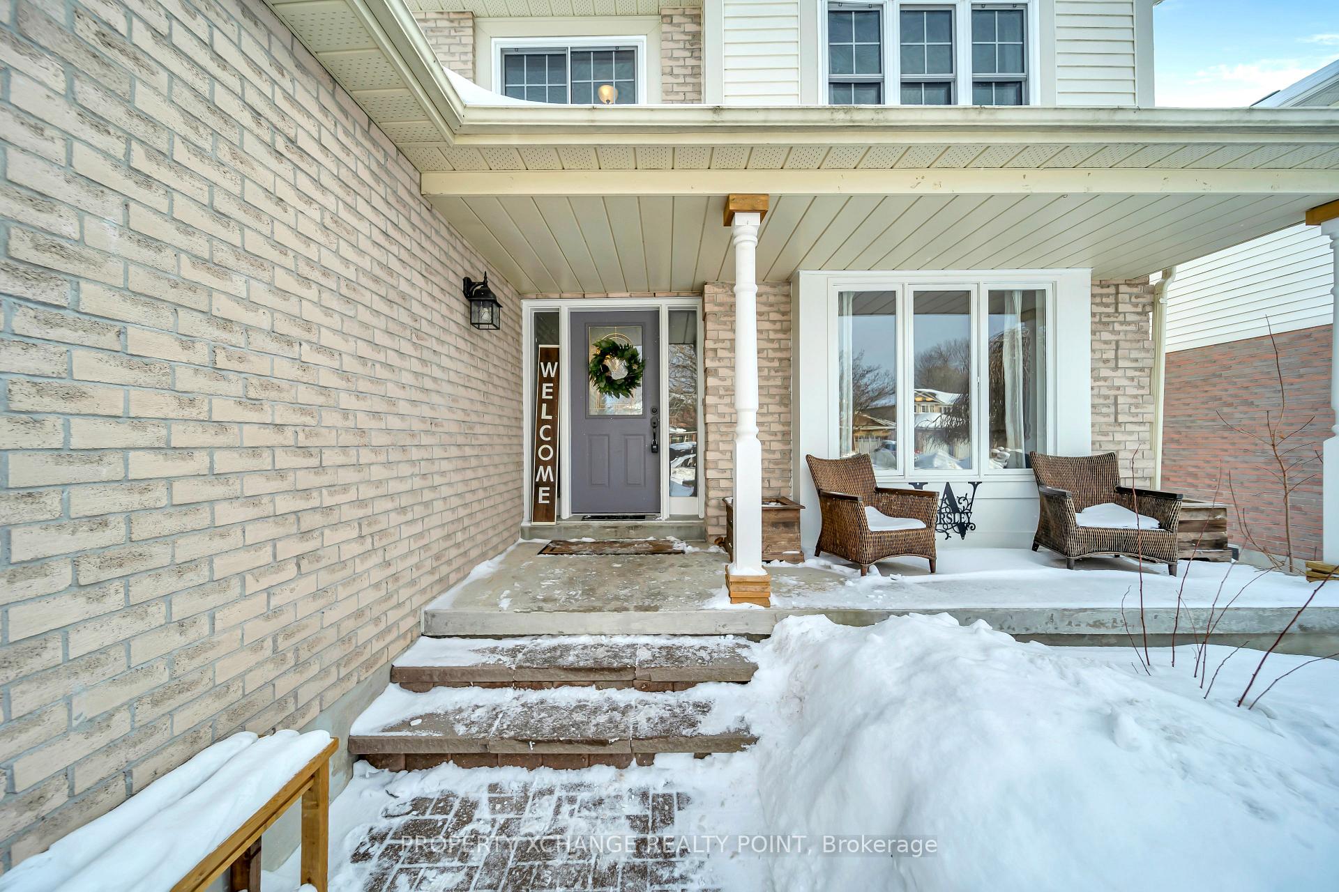 Photo 2 of 1213 Corsica Avenue, Oshawa, Eastdale — HOMEH