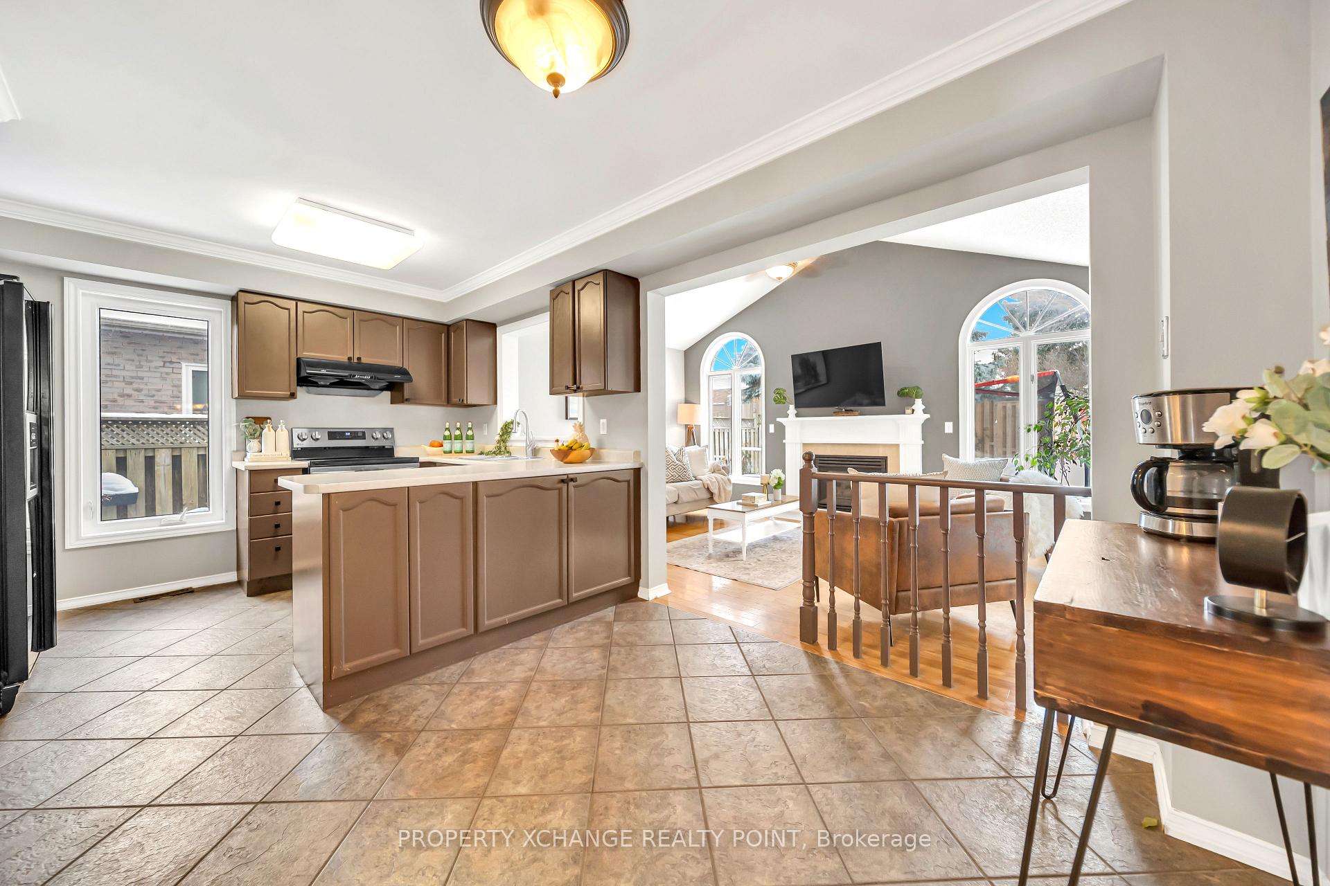 Photo 16 of 1213 Corsica Avenue, Oshawa, Eastdale — HOMEH