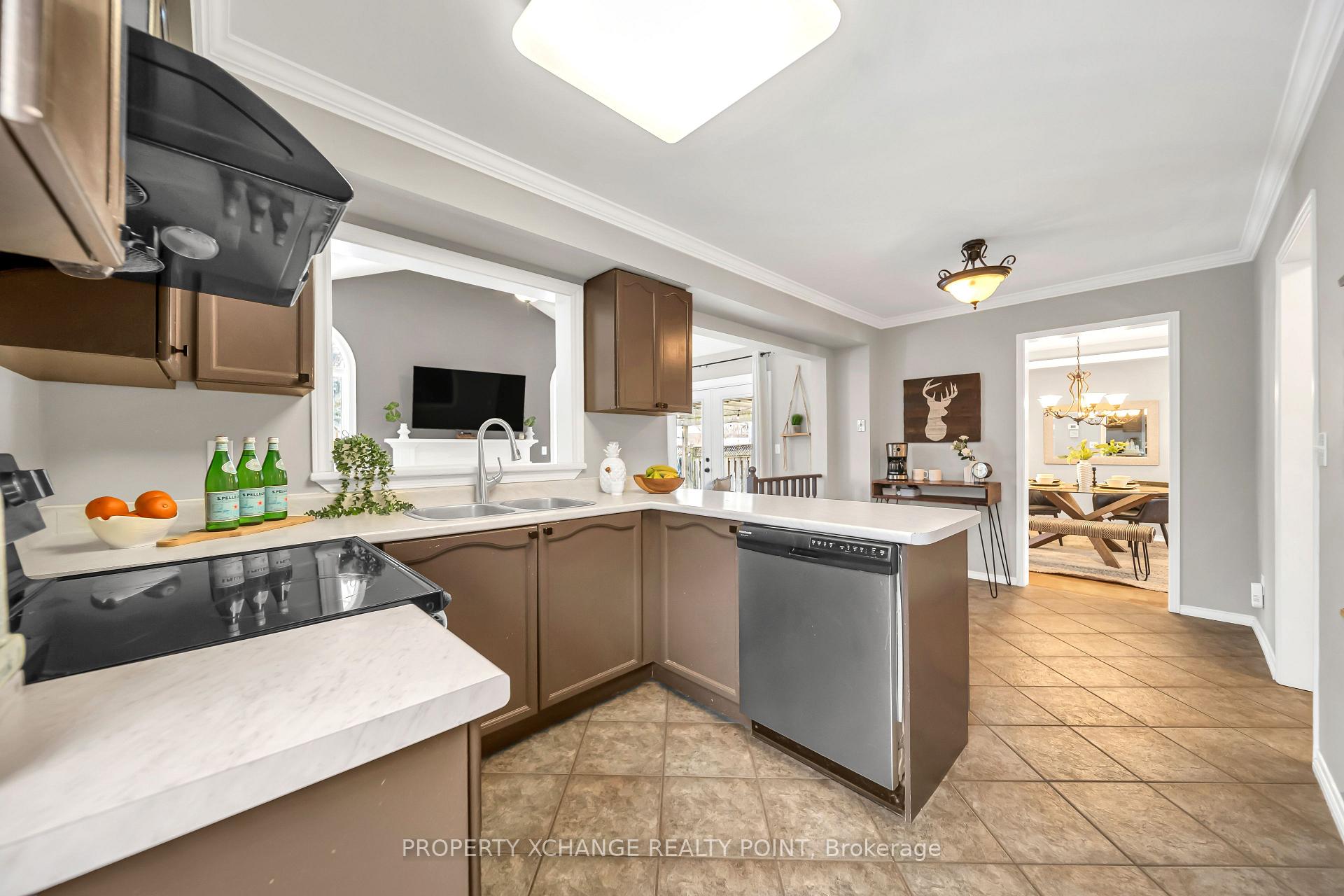 Photo 20 of 1213 Corsica Avenue, Oshawa, Eastdale — HOMEH