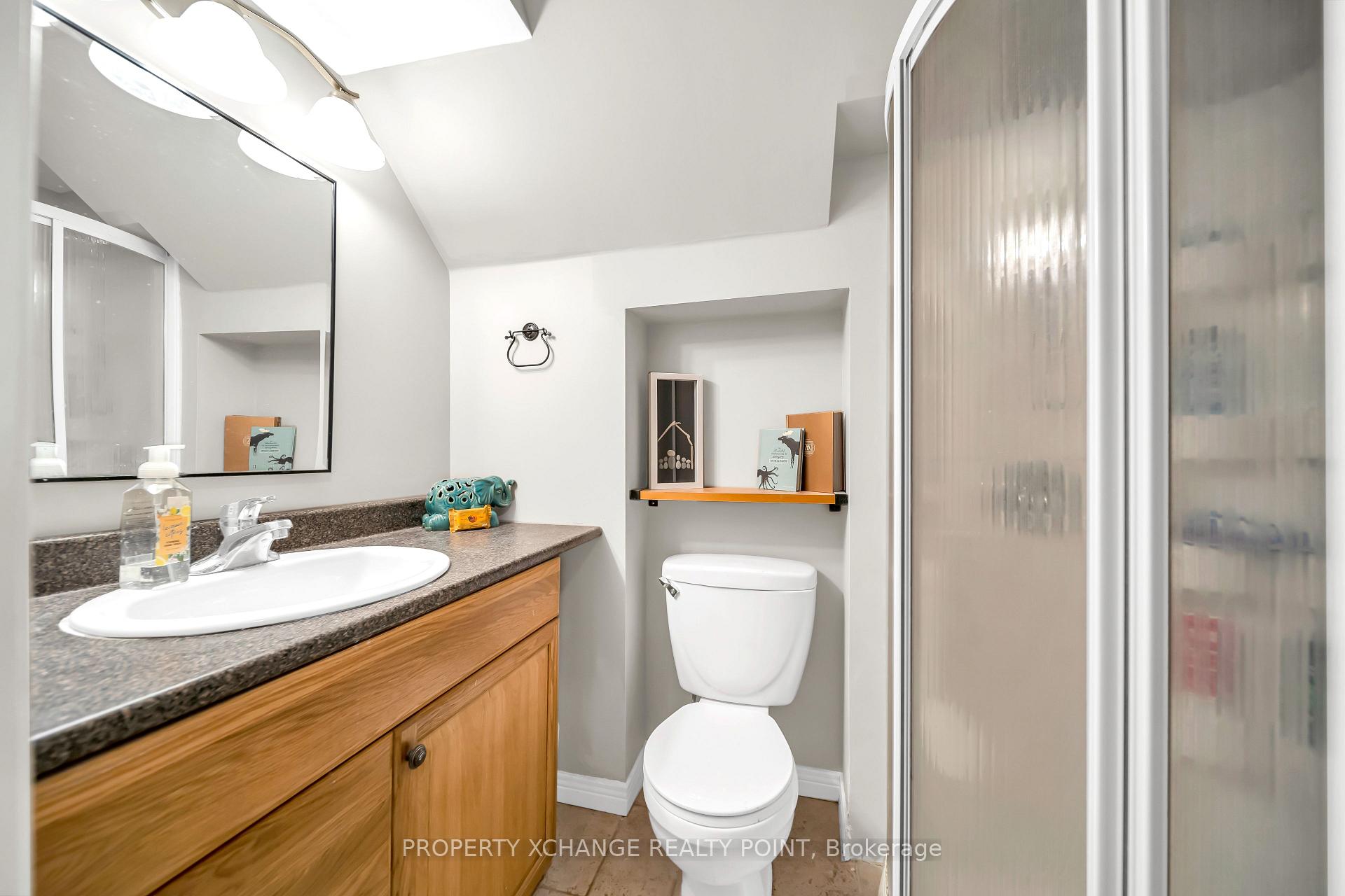 Photo 36 of 1213 Corsica Avenue, Oshawa, Eastdale — HOMEH
