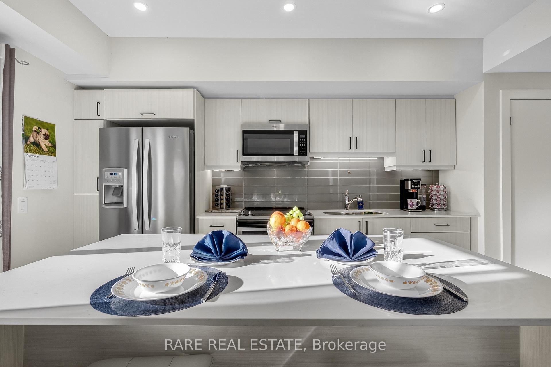 Photo 29 of Unit 402, 5 Chef Lane, Barrie, Rural Barrie Southeast — HOMEH