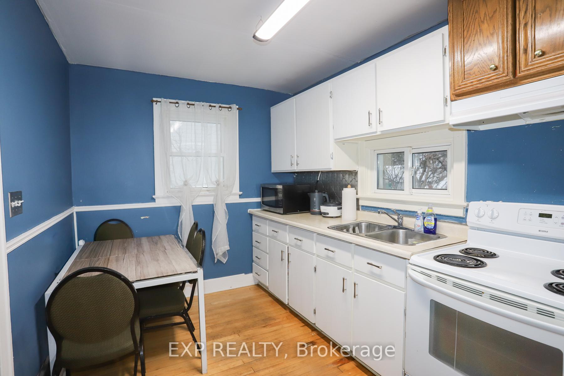 Photo 7 of 240 Huron Street, Sault Ste Marie, Ward 2 — HOMEH