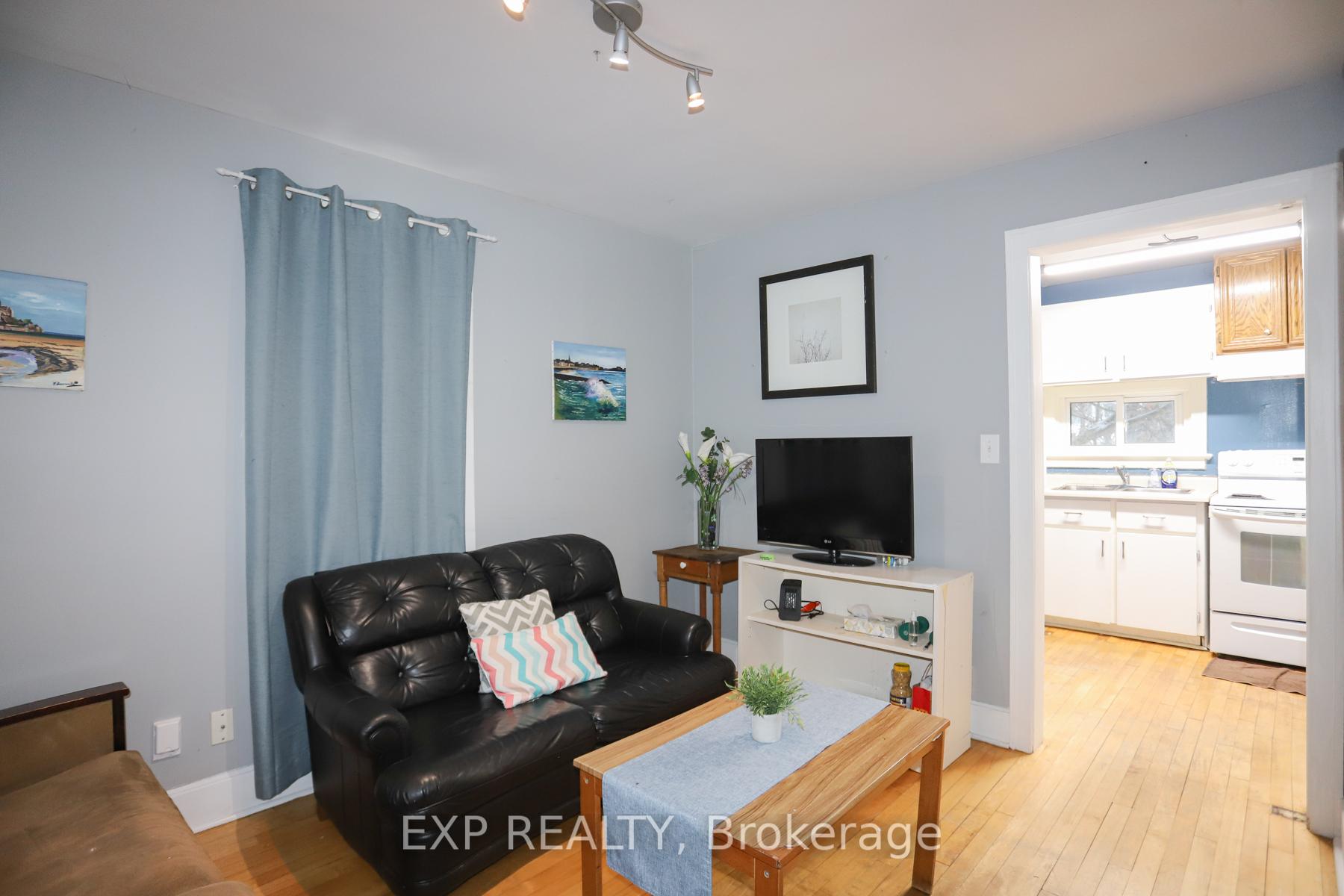 Photo 12 of 240 Huron Street, Sault Ste Marie, Ward 2 — HOMEH