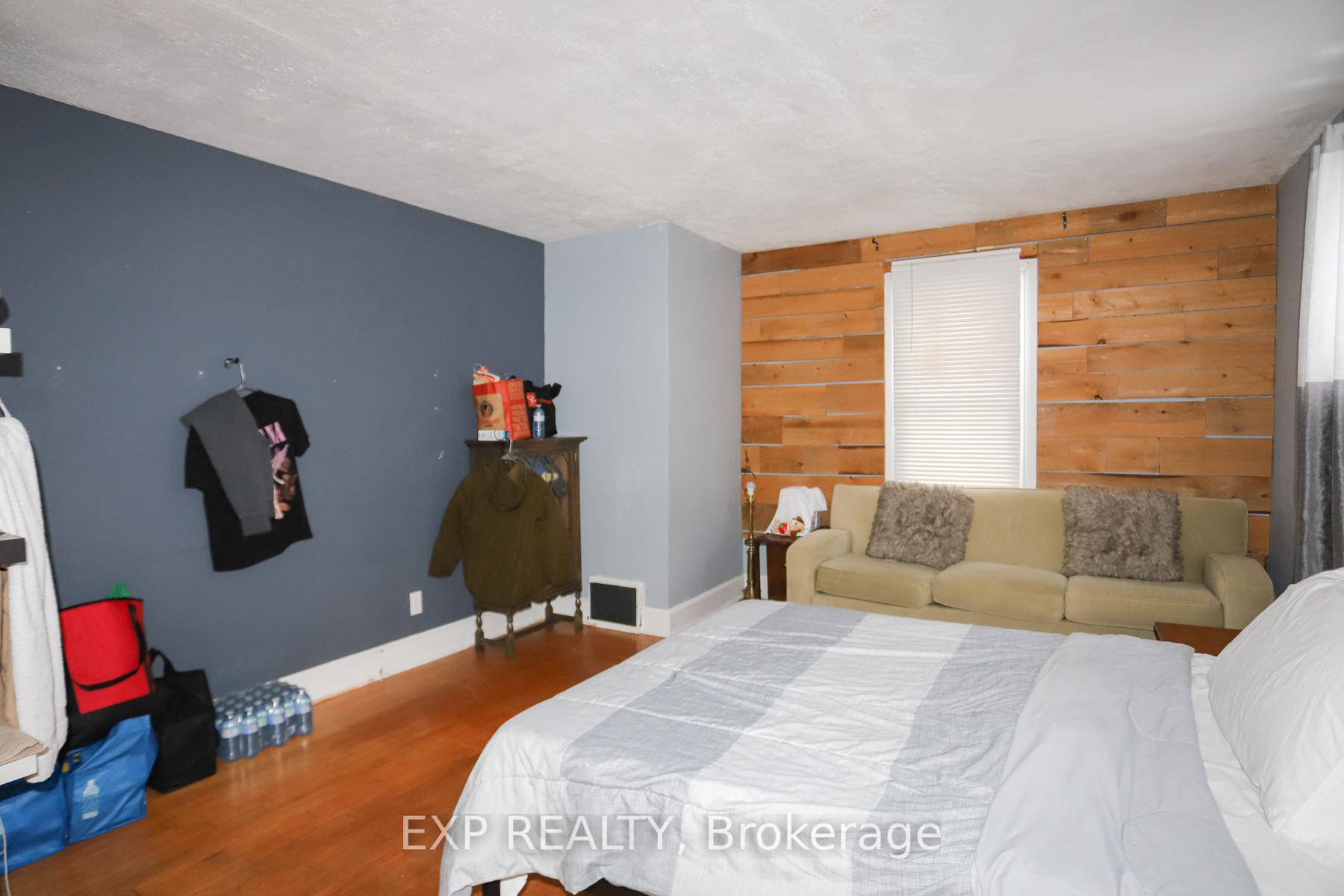 Photo 15 of 240 Huron Street, Sault Ste Marie, Ward 2 — HOMEH