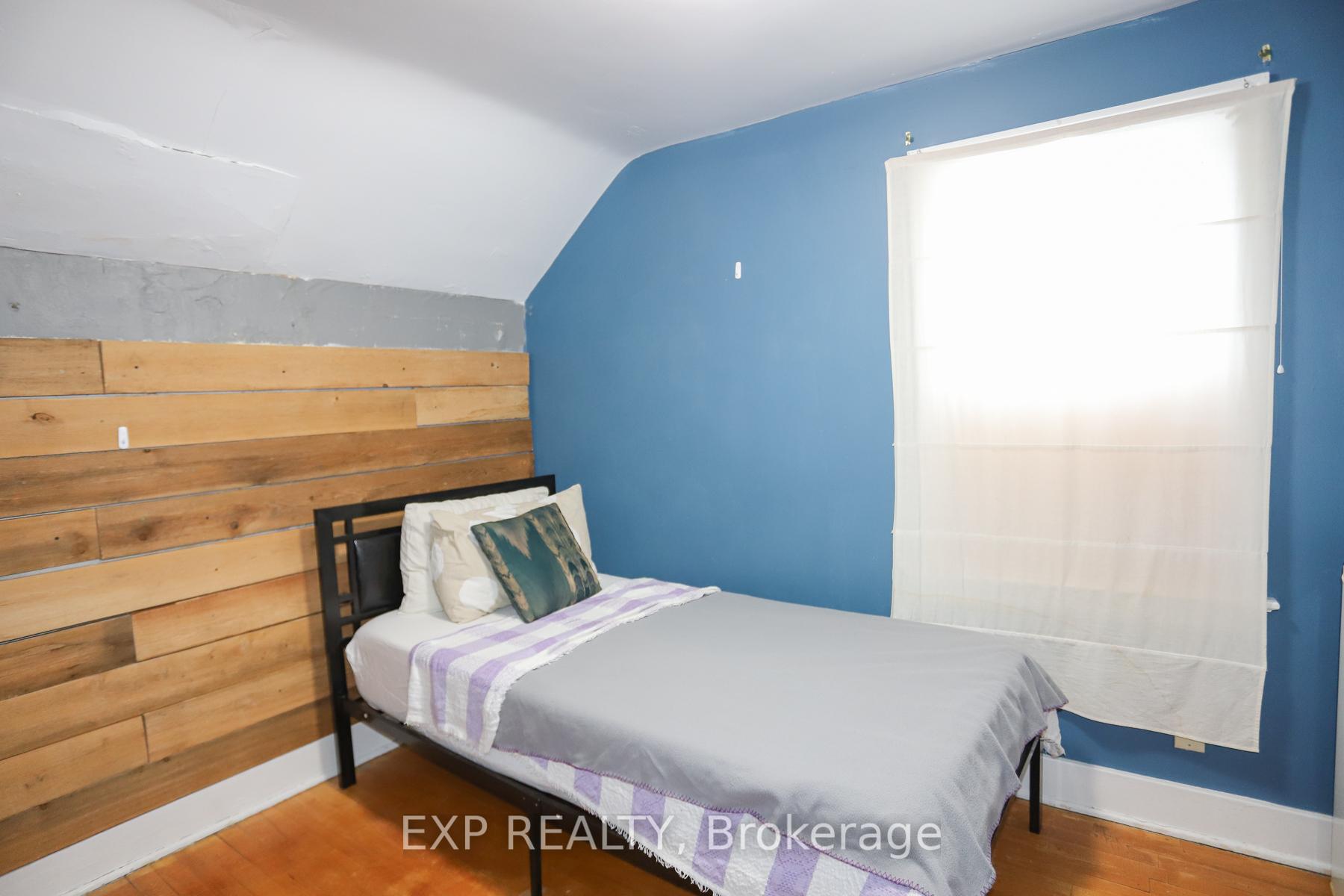 Photo 24 of 240 Huron Street, Sault Ste Marie, Ward 2 — HOMEH