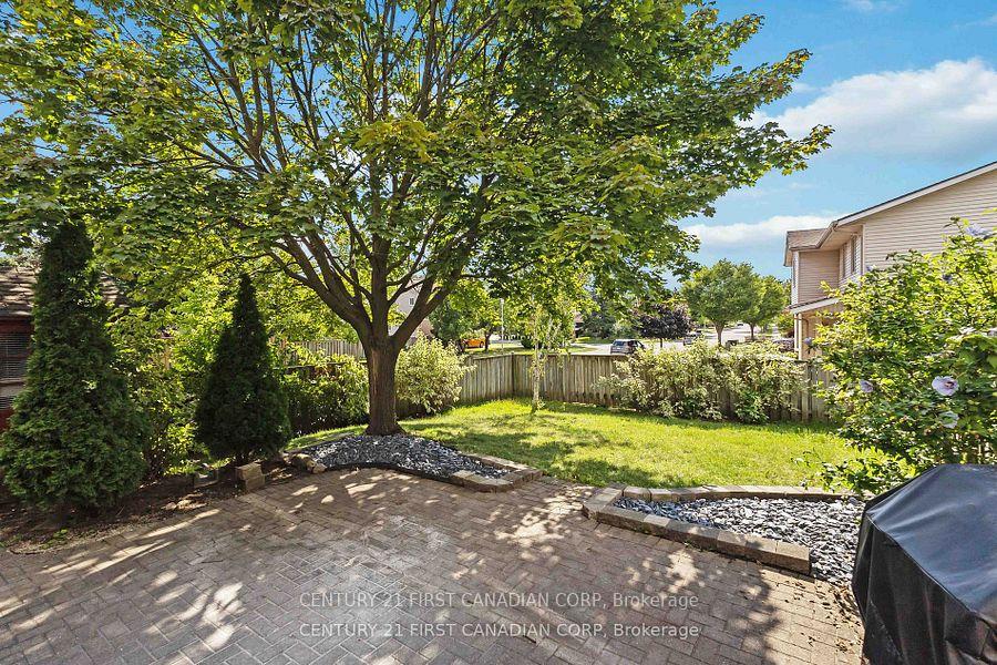 Photo 26 of 71 Golfdale Crescent, London, South Q — HOMEH
