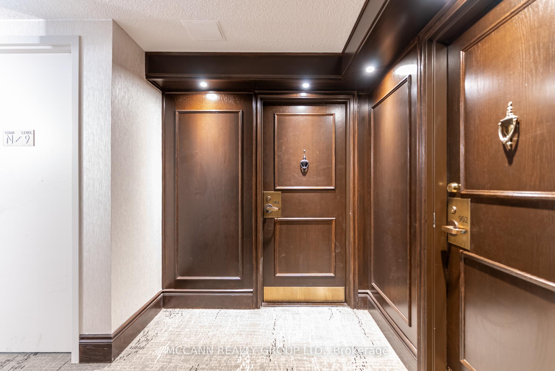Photo 5 of Unit 901, 2900 Yonge Street, Toronto, Lawrence Park South — HOMEH
