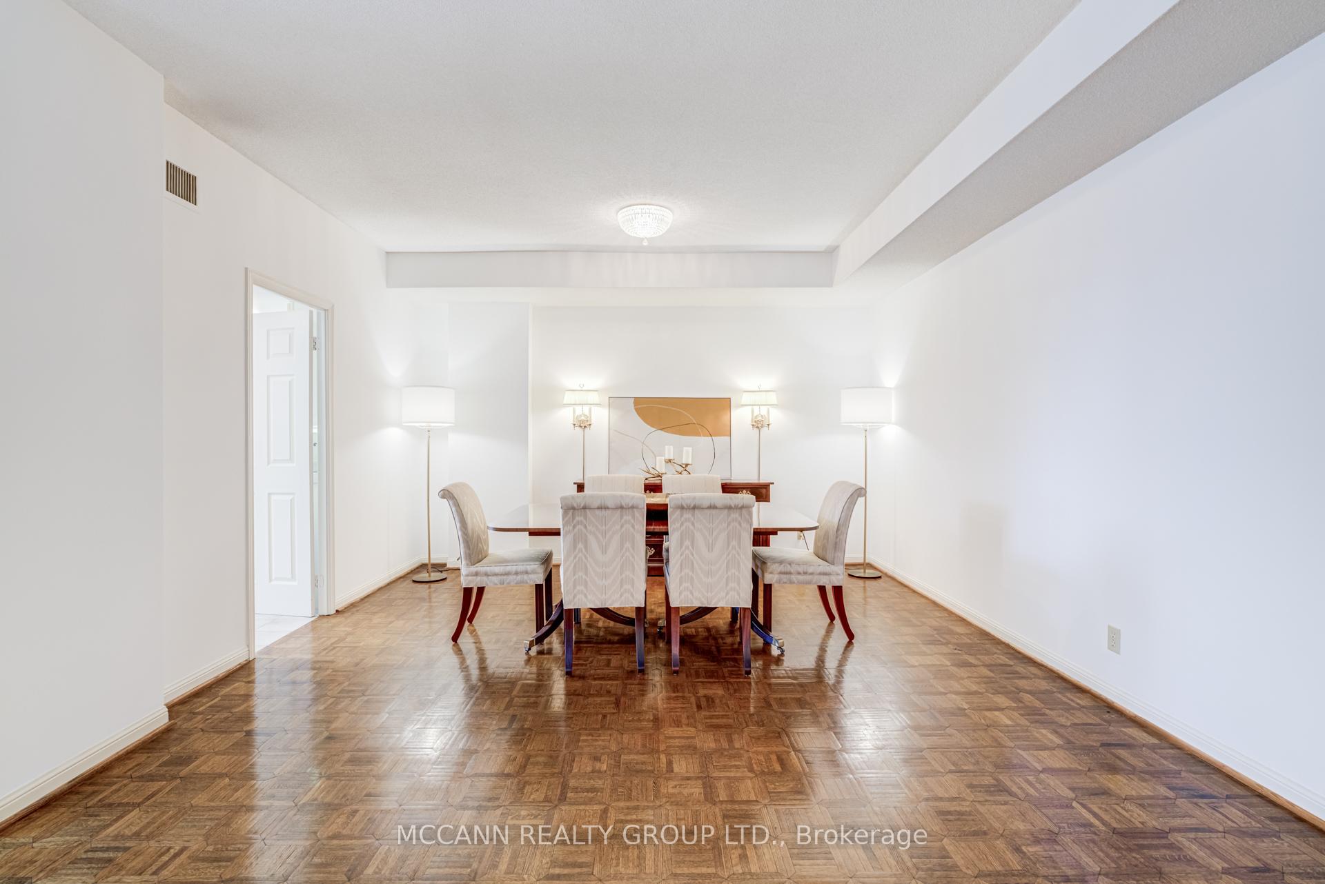 Photo 13 of Unit 901, 2900 Yonge Street, Toronto, Lawrence Park South — HOMEH