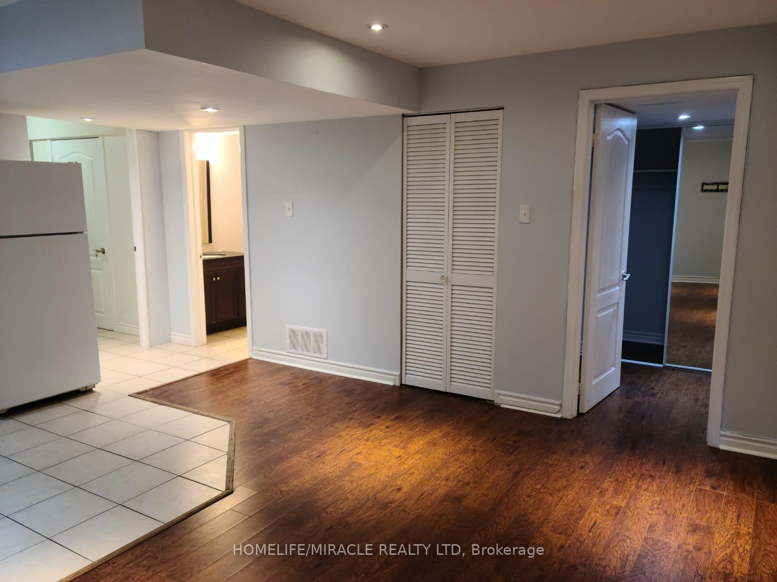Photo 8 of 11 Heathbrook Avenue, Brampton, Bram East — HOMEH
