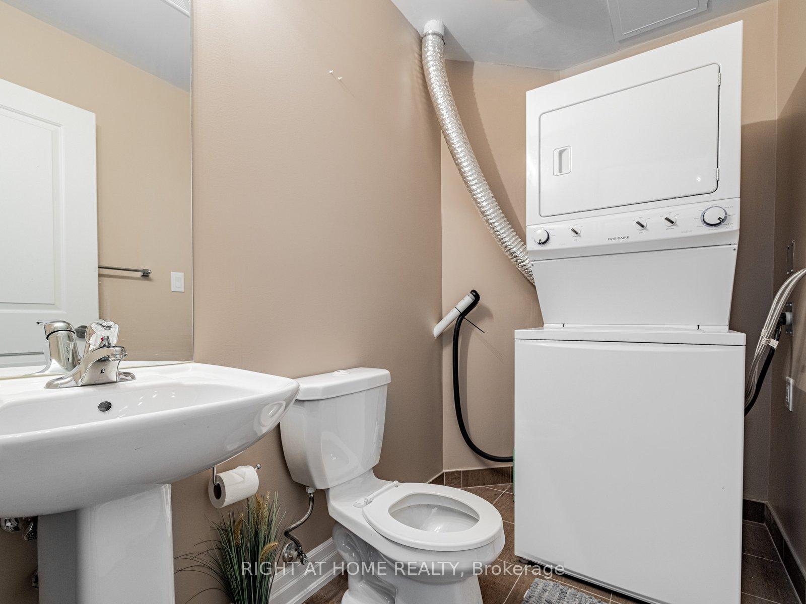 Photo 12 of Unit 314, 111 civic square Gate, Aurora, Bayview Wellington — HOMEH