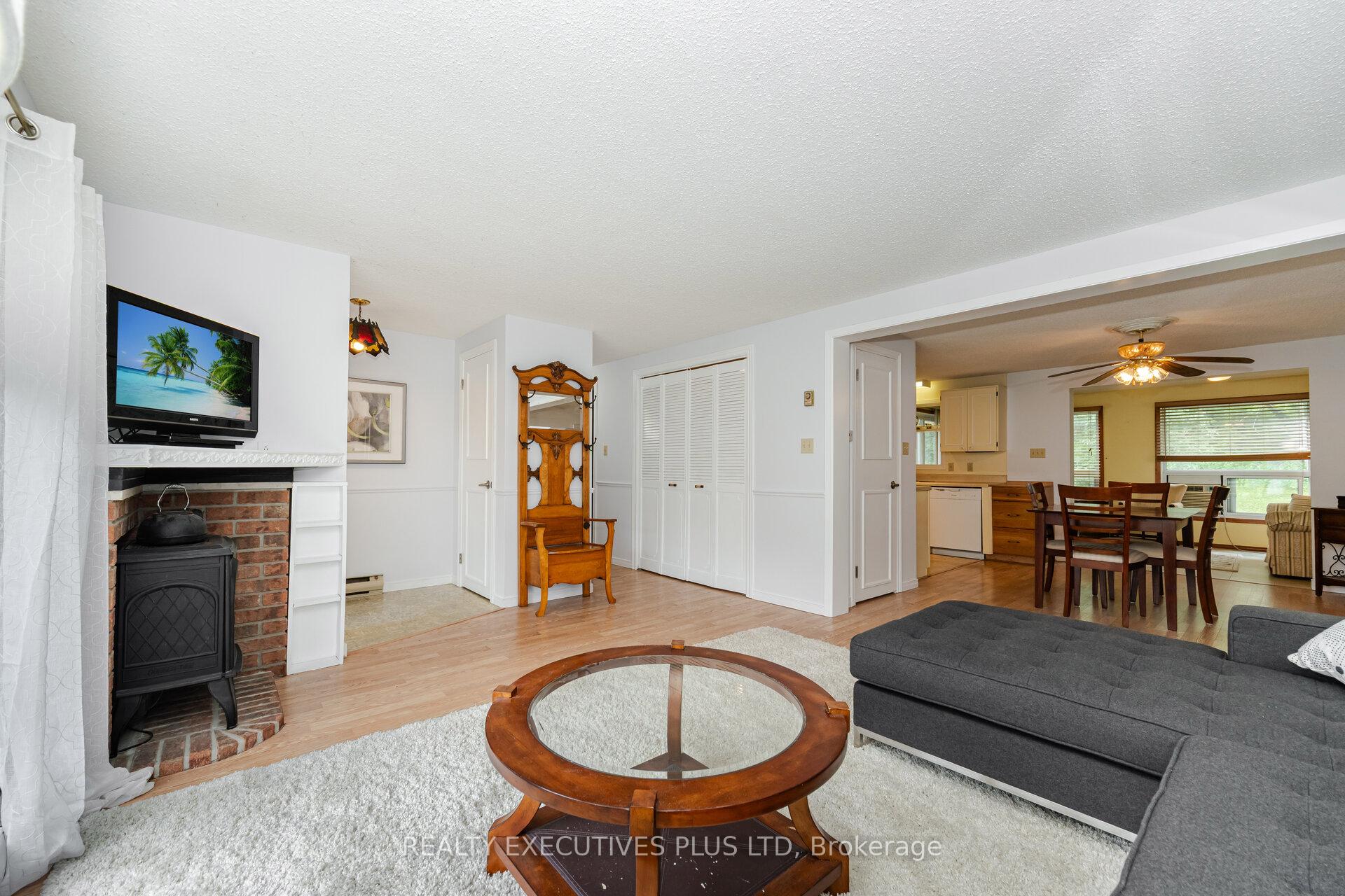 Photo 12 of 5 Pineview Court, New Tecumseth, Rural New Tecumseth — HOMEH