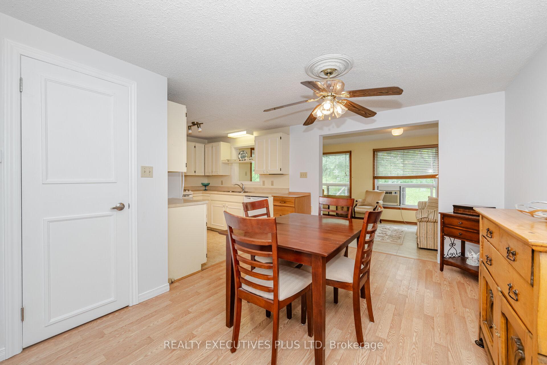Photo 14 of 5 Pineview Court, New Tecumseth, Rural New Tecumseth — HOMEH
