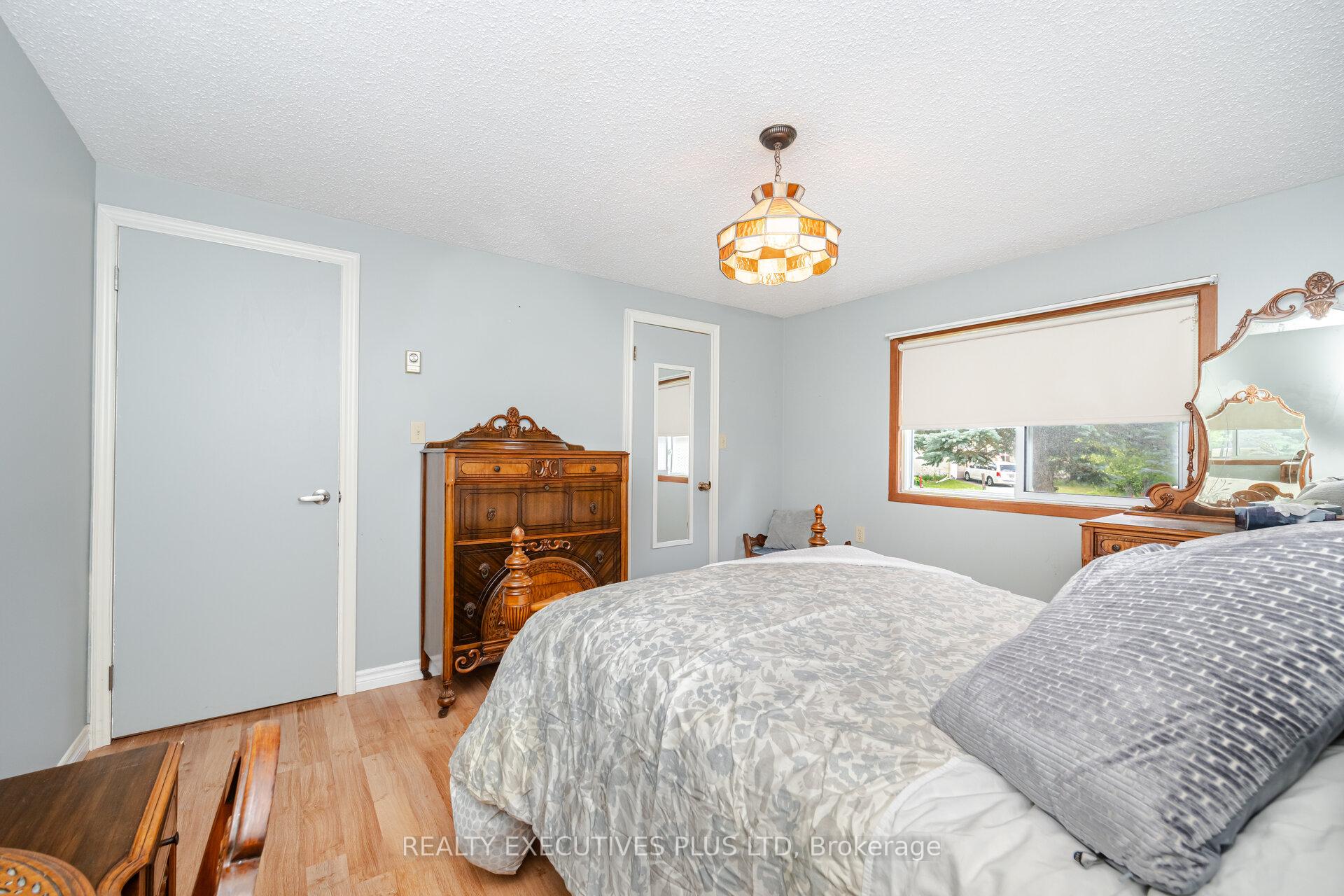 Photo 25 of 5 Pineview Court, New Tecumseth, Rural New Tecumseth — HOMEH